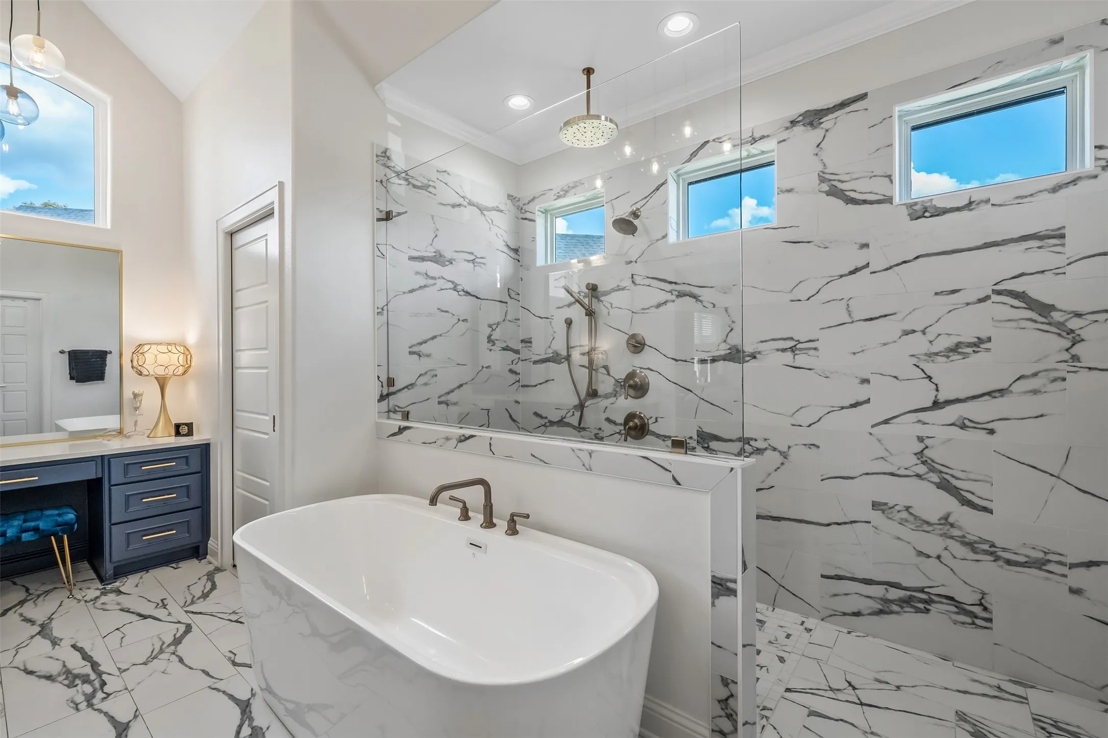Single Family Residence For Sale in Smith County , 12213 Harlon Street, Flint, Texas 75762, 3 Bedroom, 3 Bathroom, 2 Garage spaces, 2,516 Sqft, built in 2022, Preowned, mls#21116795, Real Estate Agent in Flint, Homes For Sale in Smith county, Homes For Sale in Flint, Realtor in Flint Texas, Real Estate Brokerage Independent Realty Texas, Luminita Cordes Realtor