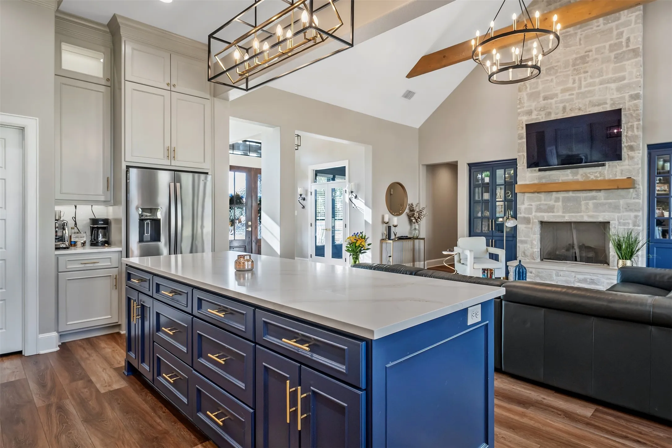 Single Family Residence For Sale in Smith County , 12213 Harlon Street, Flint, Texas 75762, 3 Bedroom, 3 Bathroom, 2 Garage spaces, 2,516 Sqft, built in 2022, Preowned, mls#21116795, Real Estate Agent in Flint, Homes For Sale in Smith county, Homes For Sale in Flint, Realtor in Flint Texas, Real Estate Brokerage Independent Realty Texas, Luminita Cordes Realtor