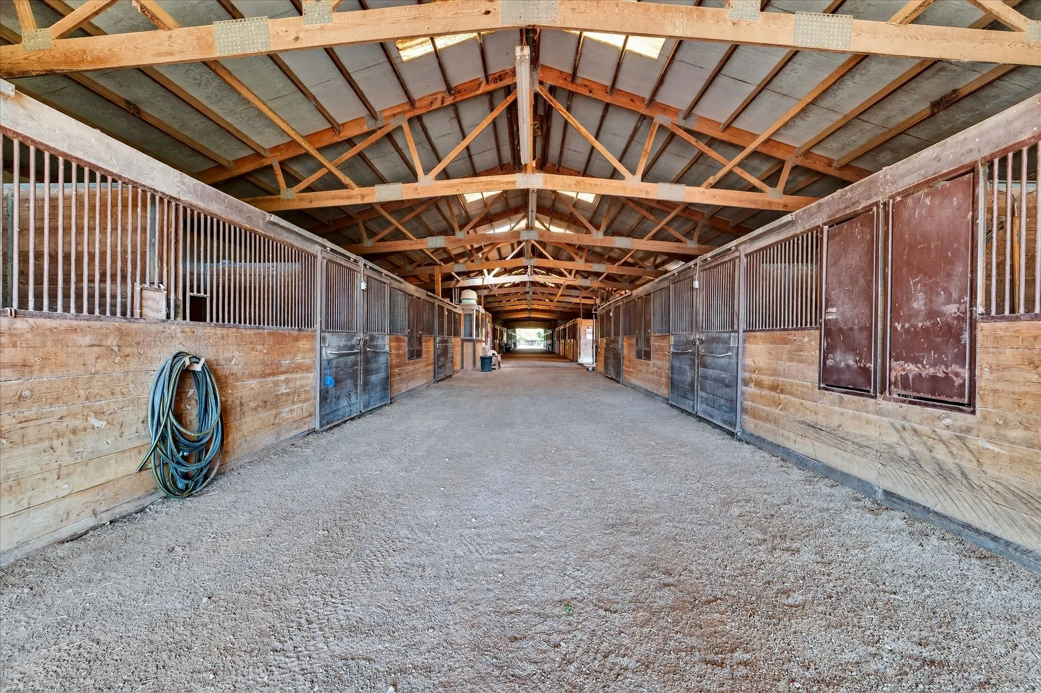 40 stalls Morton barn