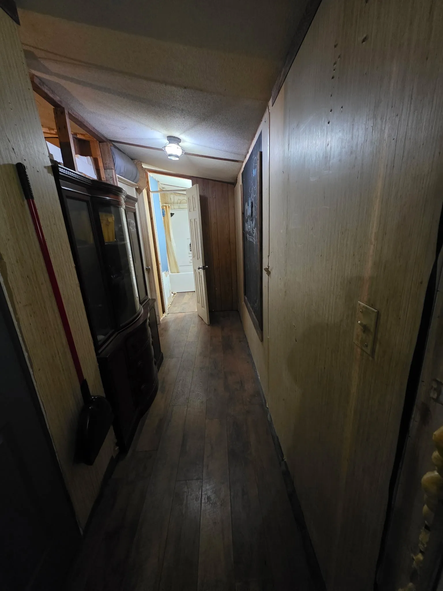 Mobile Home For Sale in Parker County , 214 Pearson Lane, Azle, Texas 76020, 0, 1 Bathroom, Garage spaces, 1 Sqft, built in 1983, Price $88,000, mls#21117599, Real Estate Agent in Azle, Homes For Sale in Parker county, Homes For Sale in Azle, Realtor in Azle Texas, Real Estate Brokerage Independent Realty Texas, Luminita Cordes Realtor