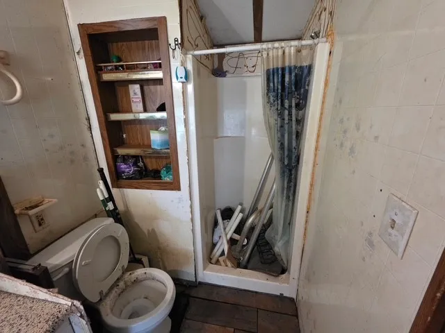 Mobile Home For Sale in Parker County , 214 Pearson Lane, Azle, Texas 76020, 0, 1 Bathroom, Garage spaces, 1 Sqft, built in 1983, Price $88,000, mls#21117599, Real Estate Agent in Azle, Homes For Sale in Parker county, Homes For Sale in Azle, Realtor in Azle Texas, Real Estate Brokerage Independent Realty Texas, Luminita Cordes Realtor