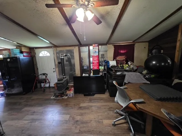 Mobile Home For Sale in Parker County , 214 Pearson Lane, Azle, Texas 76020, 0, 1 Bathroom, Garage spaces, 1 Sqft, built in 1983, Price $88,000, mls#21117599, Real Estate Agent in Azle, Homes For Sale in Parker county, Homes For Sale in Azle, Realtor in Azle Texas, Real Estate Brokerage Independent Realty Texas, Luminita Cordes Realtor