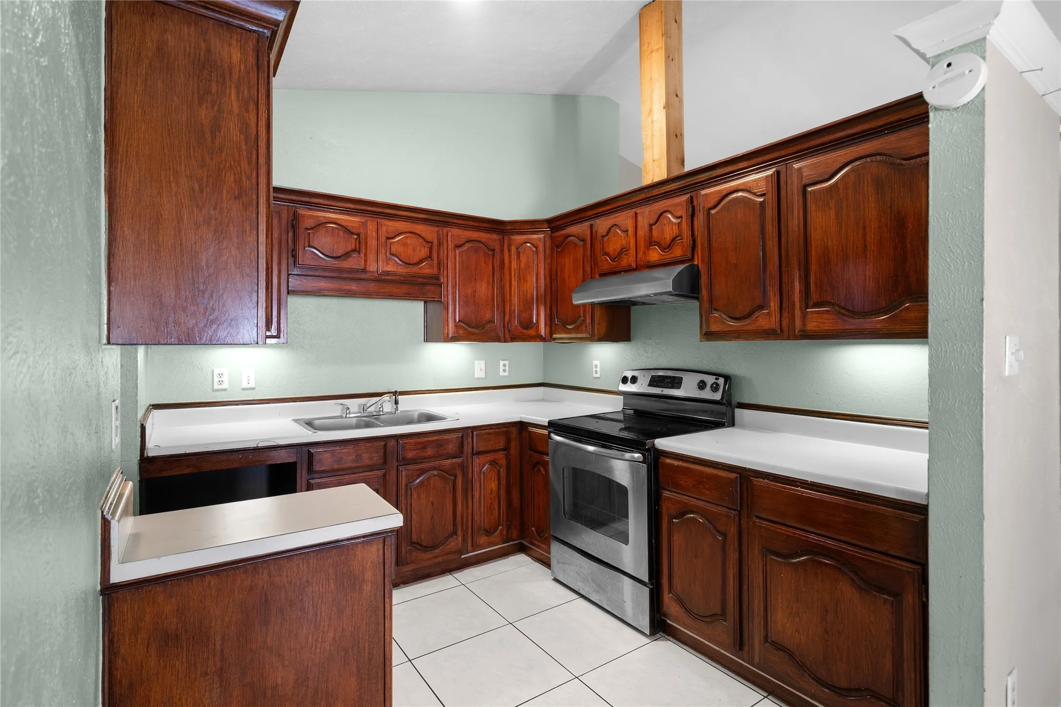 Single Family Residence For Sale in Dallas County , 9319 Rutherglen Drive, Dallas, Texas 75227, 3 Bedroom, 2 Bathroom, Garage spaces, 1,188 Sqft, built in 1985, mls#21117573, Real Estate Agent in Dallas, Homes For Sale in Dallas county, Homes For Sale in Dallas, Realtor in Dallas Texas, Real Estate Brokerage Independent Realty Texas, Luminita Cordes Realtor