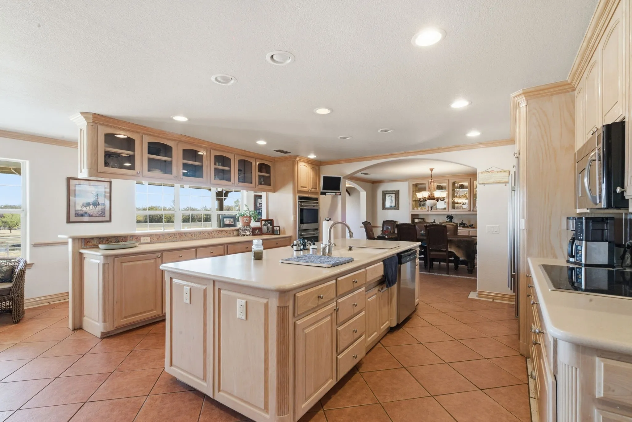 Farm For Sale in Parker County , 2691 N Fm Road 51, Springtown, Texas 76082, 6 Bedroom, 5 Bathroom, 3 Garage spaces, 6,449 Sqft, built in 1998, Preowned, mls#21117542, Real Estate Agent in Springtown, Homes For Sale in Parker county, Homes For Sale in Springtown, Realtor in Springtown Texas, Real Estate Brokerage Independent Realty Texas, Luminita Cordes Realtor