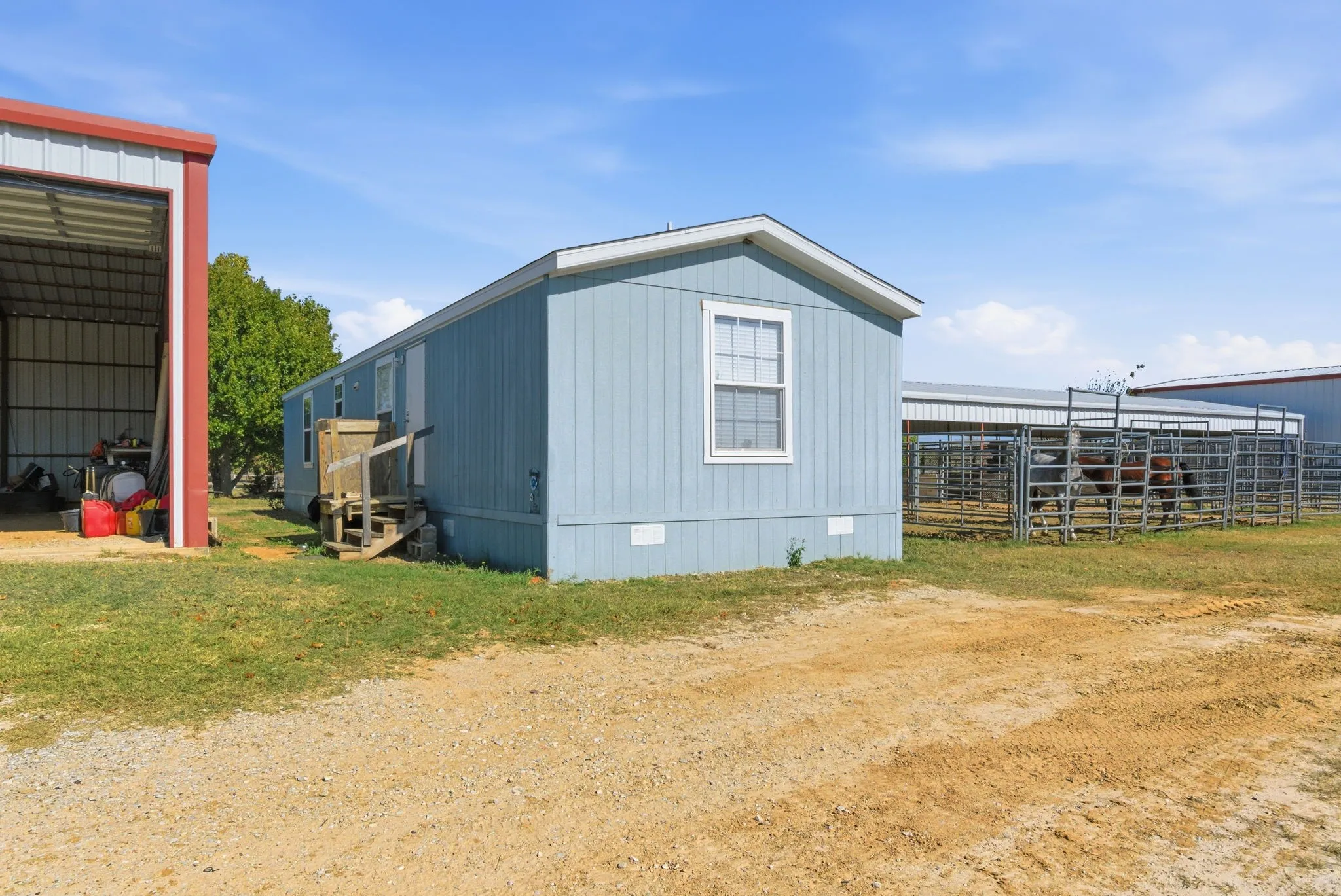 Farm For Sale in Parker County , 2691 N Fm Road 51, Springtown, Texas 76082, 6 Bedroom, 5 Bathroom, 3 Garage spaces, 6,449 Sqft, built in 1998, Preowned, mls#21117542, Real Estate Agent in Springtown, Homes For Sale in Parker county, Homes For Sale in Springtown, Realtor in Springtown Texas, Real Estate Brokerage Independent Realty Texas, Luminita Cordes Realtor