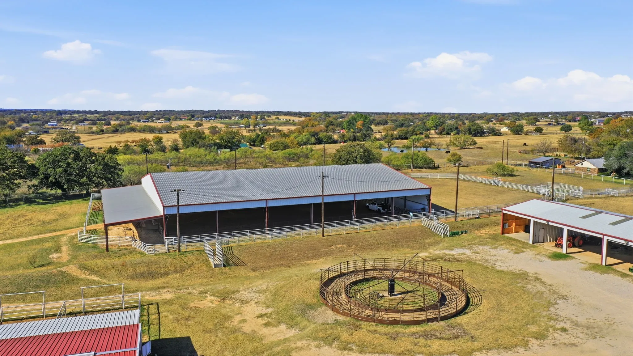 Farm For Sale in Parker County , 2691 N Fm Road 51, Springtown, Texas 76082, 6 Bedroom, 5 Bathroom, 3 Garage spaces, 6,449 Sqft, built in 1998, Preowned, mls#21117542, Real Estate Agent in Springtown, Homes For Sale in Parker county, Homes For Sale in Springtown, Realtor in Springtown Texas, Real Estate Brokerage Independent Realty Texas, Luminita Cordes Realtor