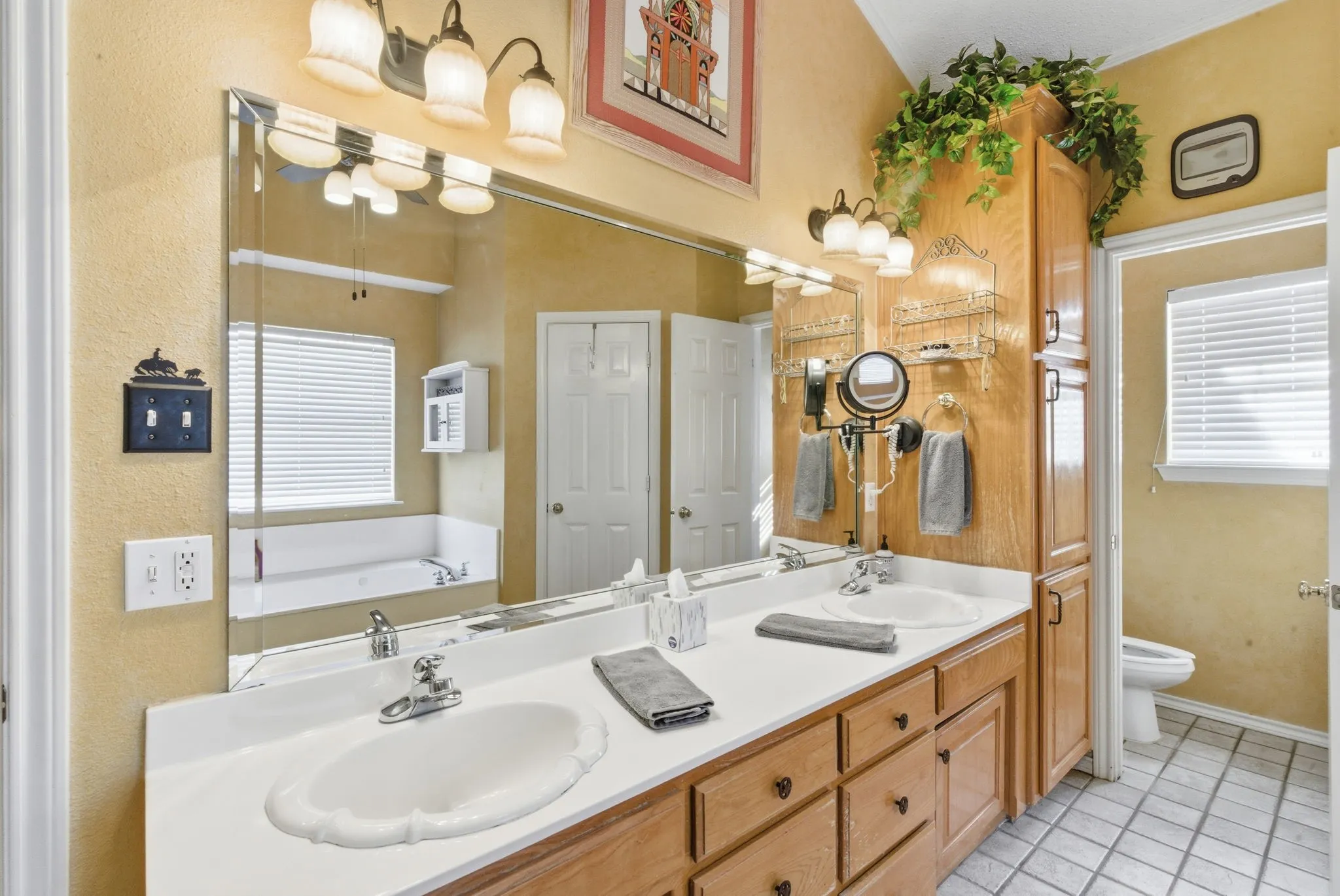 Farm For Sale in Parker County , 2691 N Fm Road 51, Springtown, Texas 76082, 6 Bedroom, 5 Bathroom, 3 Garage spaces, 6,449 Sqft, built in 1998, Preowned, mls#21117542, Real Estate Agent in Springtown, Homes For Sale in Parker county, Homes For Sale in Springtown, Realtor in Springtown Texas, Real Estate Brokerage Independent Realty Texas, Luminita Cordes Realtor