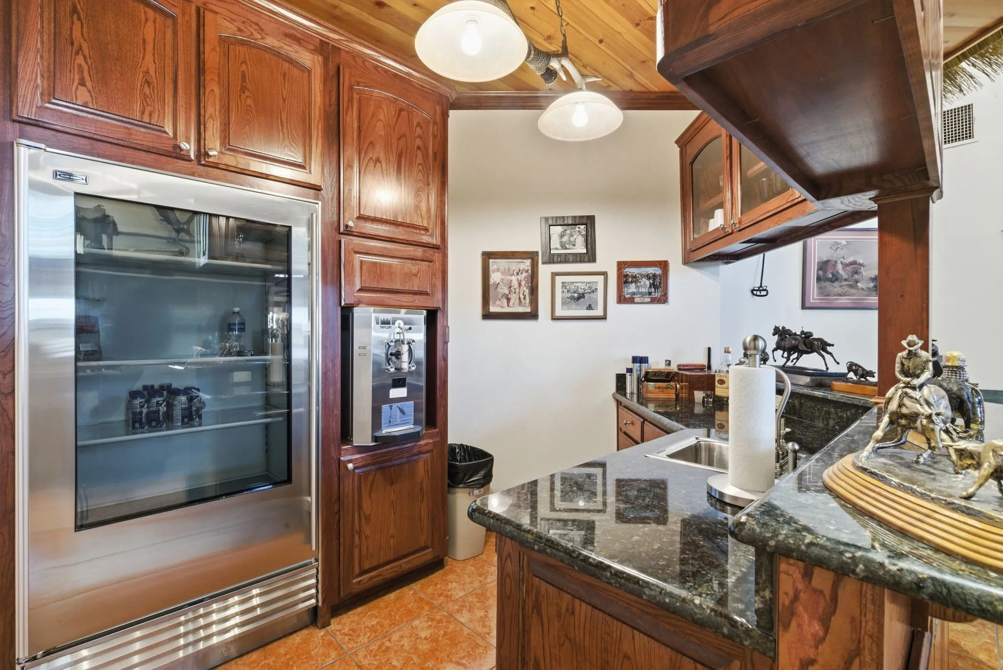 Farm For Sale in Parker County , 2691 N Fm Road 51, Springtown, Texas 76082, 6 Bedroom, 5 Bathroom, 3 Garage spaces, 6,449 Sqft, built in 1998, Preowned, mls#21117542, Real Estate Agent in Springtown, Homes For Sale in Parker county, Homes For Sale in Springtown, Realtor in Springtown Texas, Real Estate Brokerage Independent Realty Texas, Luminita Cordes Realtor