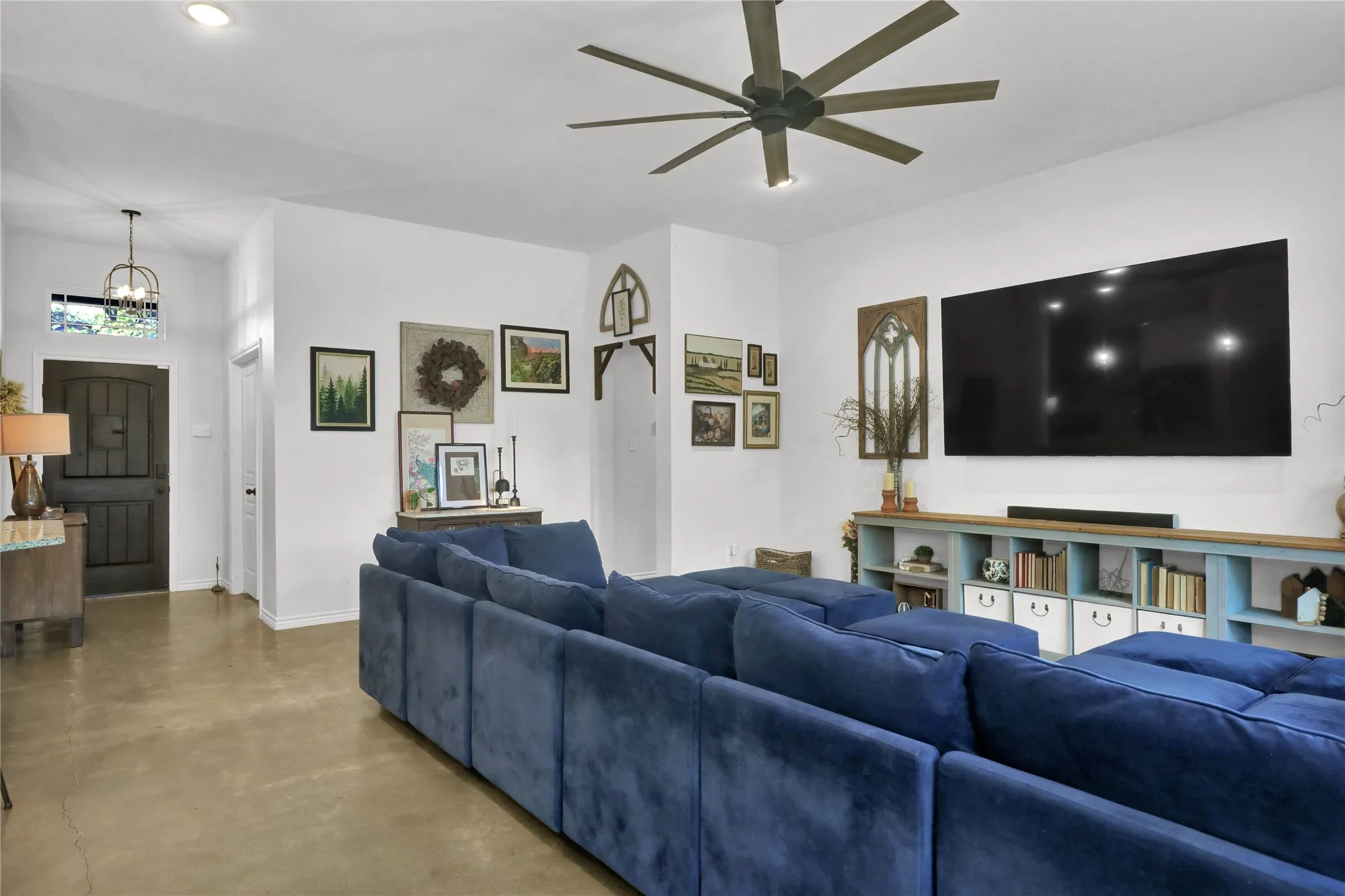 Single Family Residence For Sale in Smith County , 20491 State Highway 110, Troup, Texas 75789, 4 Bedroom, 3 Bathroom, Garage spaces, 2,237 Sqft, built in 2018, Price $379,900, mls#21118446, Real Estate Agent in Troup, Homes For Sale in Smith county, Homes For Sale in Troup, Realtor in Troup Texas, Real Estate Brokerage Independent Realty Texas, Luminita Cordes Realtor