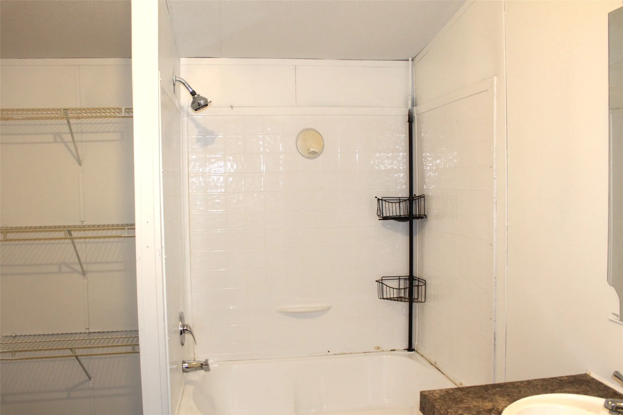Mobile Home For Sale in Henderson County , 10594 County Road 2138, Kemp, Texas 75143, 3 Bedroom, 2 Bathroom, Garage spaces, 1,216 Sqft, built in 2019, Preowned, mls#21118475, Real Estate Agent in Kemp, Homes For Sale in Henderson county, Homes For Sale in Kemp, Realtor in Kemp Texas, Real Estate Brokerage Independent Realty Texas, Luminita Cordes Realtor