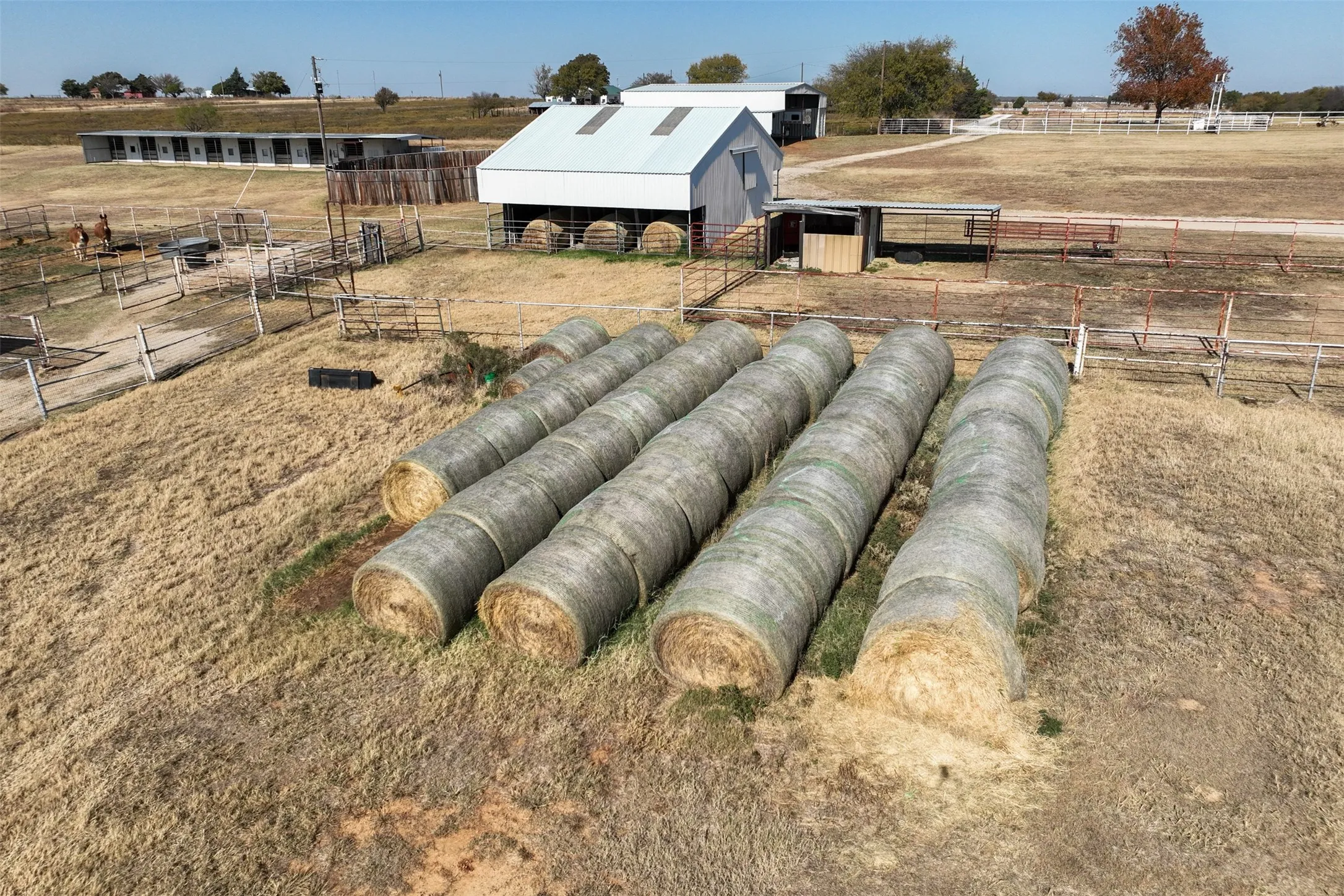 Farm For Sale in Clay County , 945 Quarter Horse Lane, Bellevue, Texas 76228, 4 Bedrooms, 3 Bathrooms, 1 Garage spaces, 2,900 Sqft, built in 1881, Preowned, Price $940,000, mls#21109804, Real Estate Agent in Bellevue, Homes For Sale in Clay county, Homes For Sale in Bellevue, Realtor in Bellevue Texas, Real Estate Brokerage Independent Realty Texas, Luminita Cordes Realtor