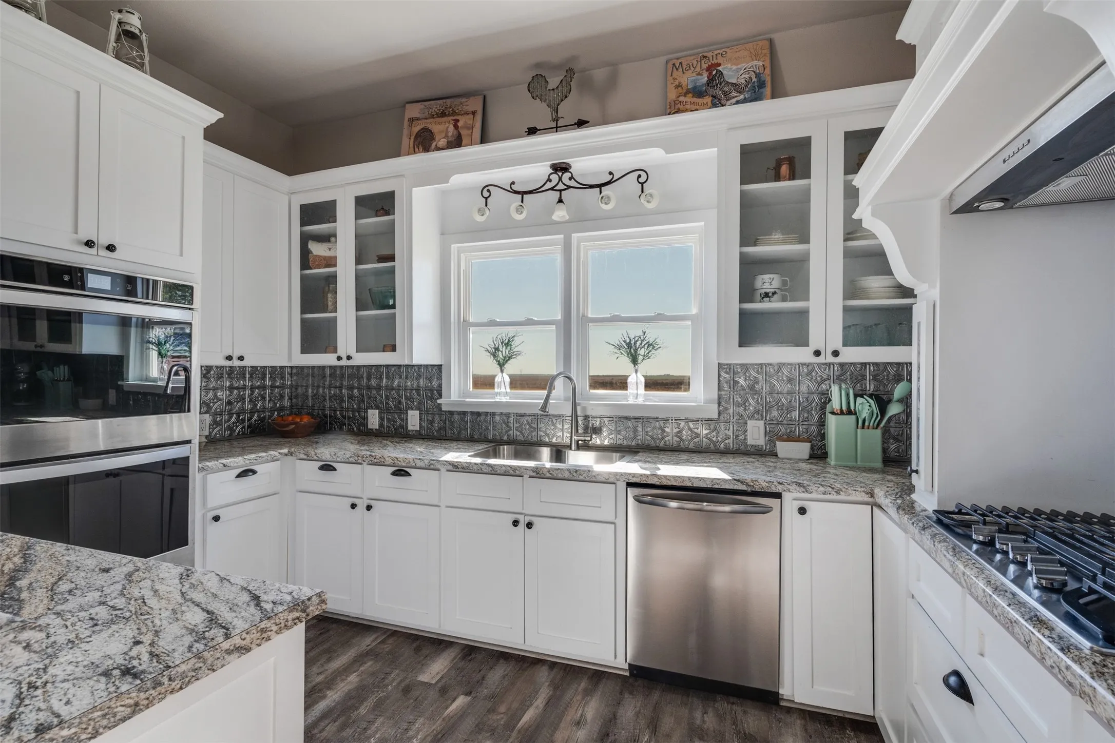 Farm For Sale in Clay County , 945 Quarter Horse Lane, Bellevue, Texas 76228, 4 Bedrooms, 3 Bathrooms, 1 Garage spaces, 2,900 Sqft, built in 1881, Preowned, Price $940,000, mls#21109804, Real Estate Agent in Bellevue, Homes For Sale in Clay county, Homes For Sale in Bellevue, Realtor in Bellevue Texas, Real Estate Brokerage Independent Realty Texas, Luminita Cordes Realtor