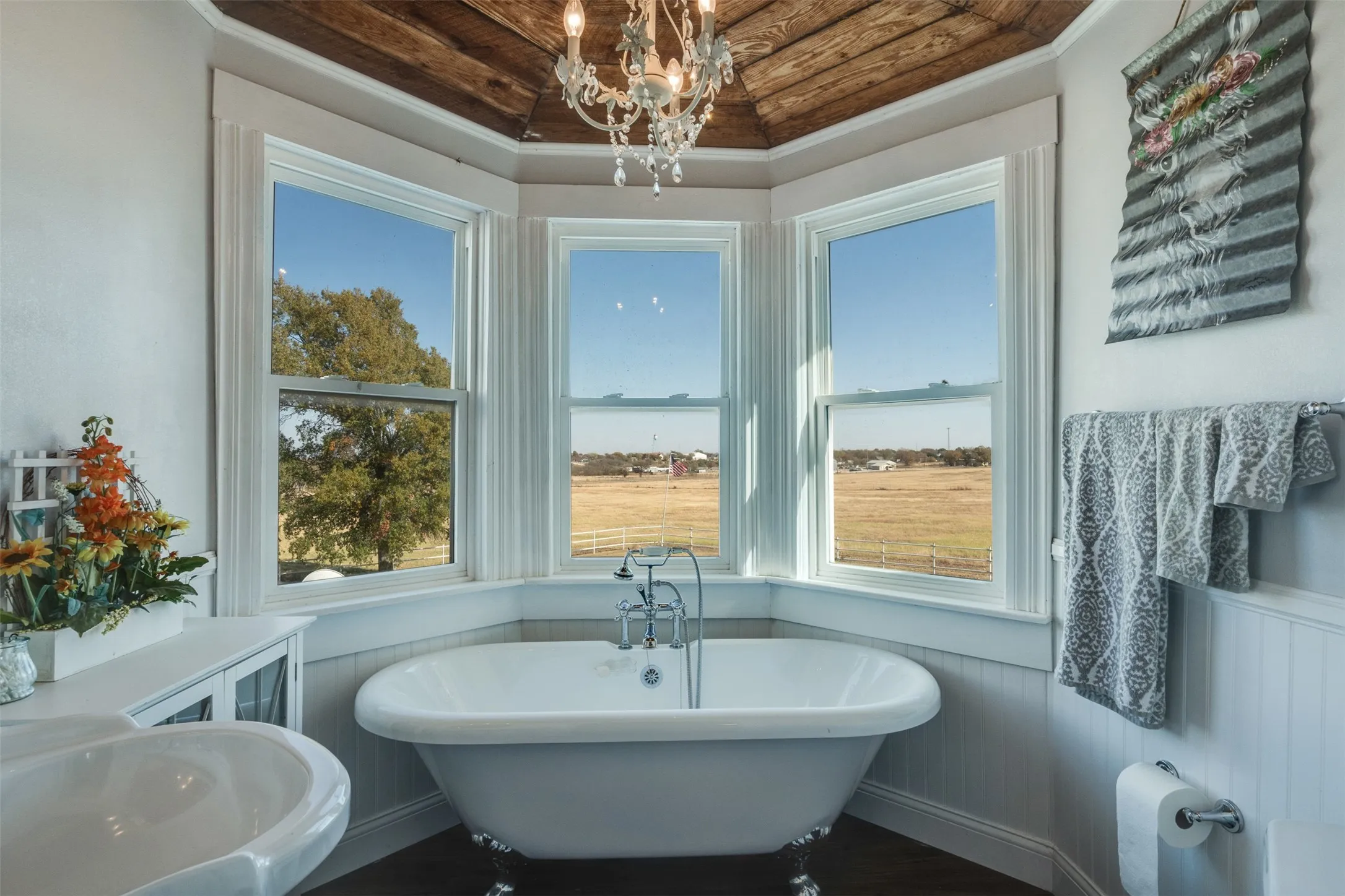 Farm For Sale in Clay County , 945 Quarter Horse Lane, Bellevue, Texas 76228, 4 Bedrooms, 3 Bathrooms, 1 Garage spaces, 2,900 Sqft, built in 1881, Preowned, Price $940,000, mls#21109804, Real Estate Agent in Bellevue, Homes For Sale in Clay county, Homes For Sale in Bellevue, Realtor in Bellevue Texas, Real Estate Brokerage Independent Realty Texas, Luminita Cordes Realtor