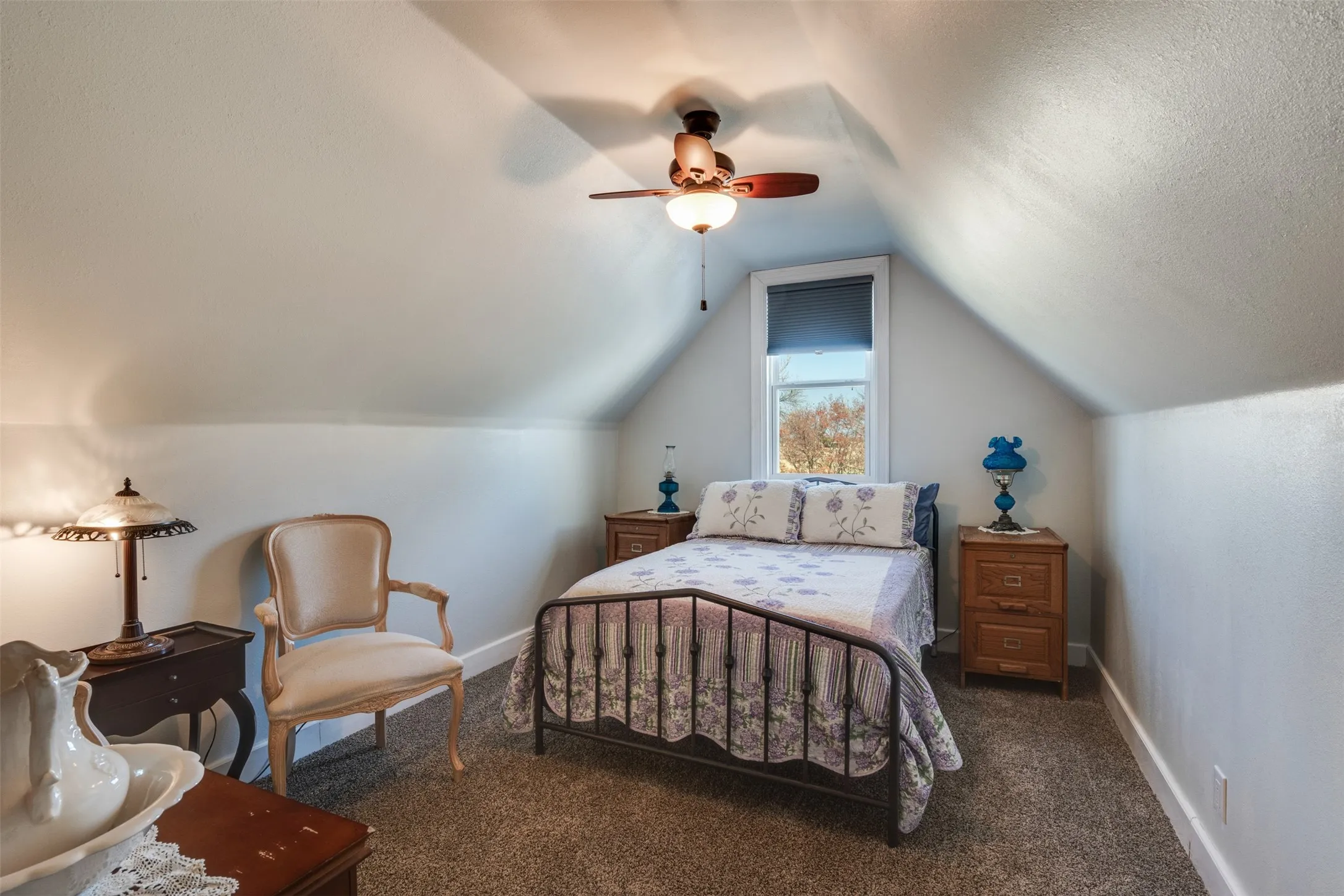 Farm For Sale in Clay County , 945 Quarter Horse Lane, Bellevue, Texas 76228, 4 Bedrooms, 3 Bathrooms, 1 Garage spaces, 2,900 Sqft, built in 1881, Preowned, Price $940,000, mls#21109804, Real Estate Agent in Bellevue, Homes For Sale in Clay county, Homes For Sale in Bellevue, Realtor in Bellevue Texas, Real Estate Brokerage Independent Realty Texas, Luminita Cordes Realtor