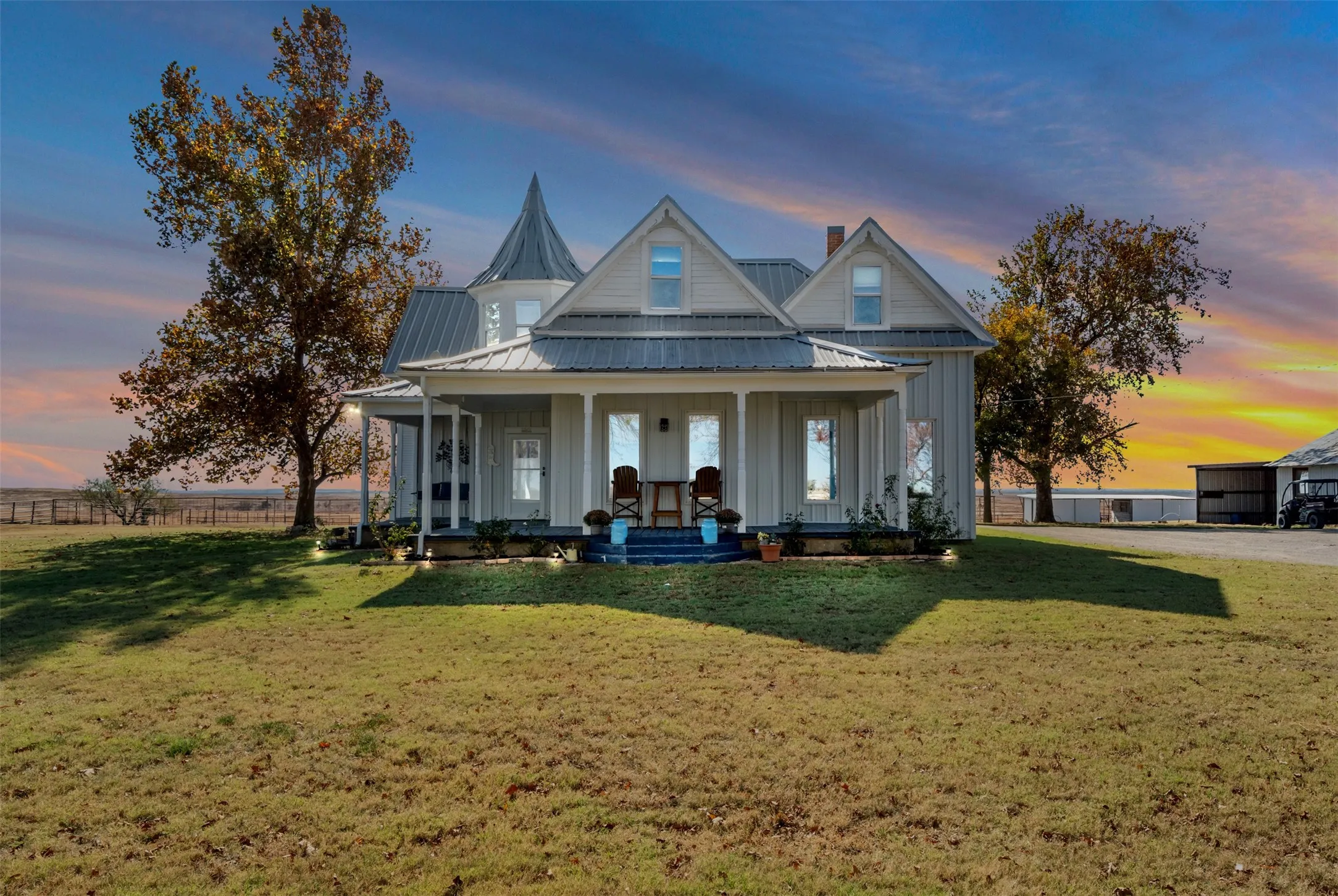 Farm For Sale in Clay County , 945 Quarter Horse Lane, Bellevue, Texas 76228, 4 Bedrooms, 3 Bathrooms, 1 Garage spaces, 2,900 Sqft, built in 1881, Preowned, Price $940,000, mls#21109804, Real Estate Agent in Bellevue, Homes For Sale in Clay county, Homes For Sale in Bellevue, Realtor in Bellevue Texas, Real Estate Brokerage Independent Realty Texas, Luminita Cordes Realtor