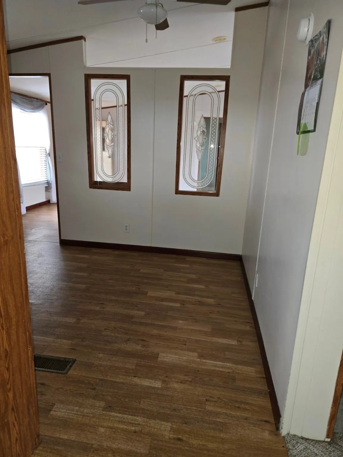Manufactured Home For Sale in Henderson County , 119 Still Water Street, Gun Barrel City, Texas 75156, 3 Bedrooms, 2 Bathrooms, Garage spaces, 1,344 Sqft, built in 1993, Price $149,900, mls#21117864, Real Estate Agent in Gun Barrel City, Homes For Sale in Henderson county, Homes For Sale in Gun Barrel City, Realtor in Gun Barrel City Texas, Real Estate Brokerage Independent Realty Texas, Luminita Cordes Realtor