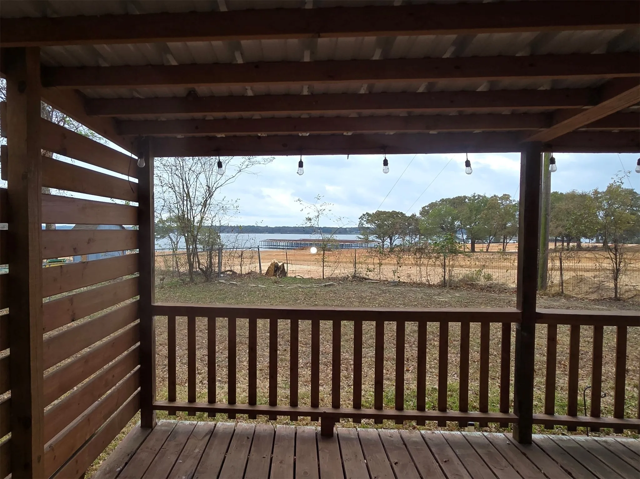 Manufactured Home For Sale in Henderson County , 119 Still Water Street, Gun Barrel City, Texas 75156, 3 Bedrooms, 2 Bathrooms, Garage spaces, 1,344 Sqft, built in 1993, Price $149,900, mls#21117864, Real Estate Agent in Gun Barrel City, Homes For Sale in Henderson county, Homes For Sale in Gun Barrel City, Realtor in Gun Barrel City Texas, Real Estate Brokerage Independent Realty Texas, Luminita Cordes Realtor
