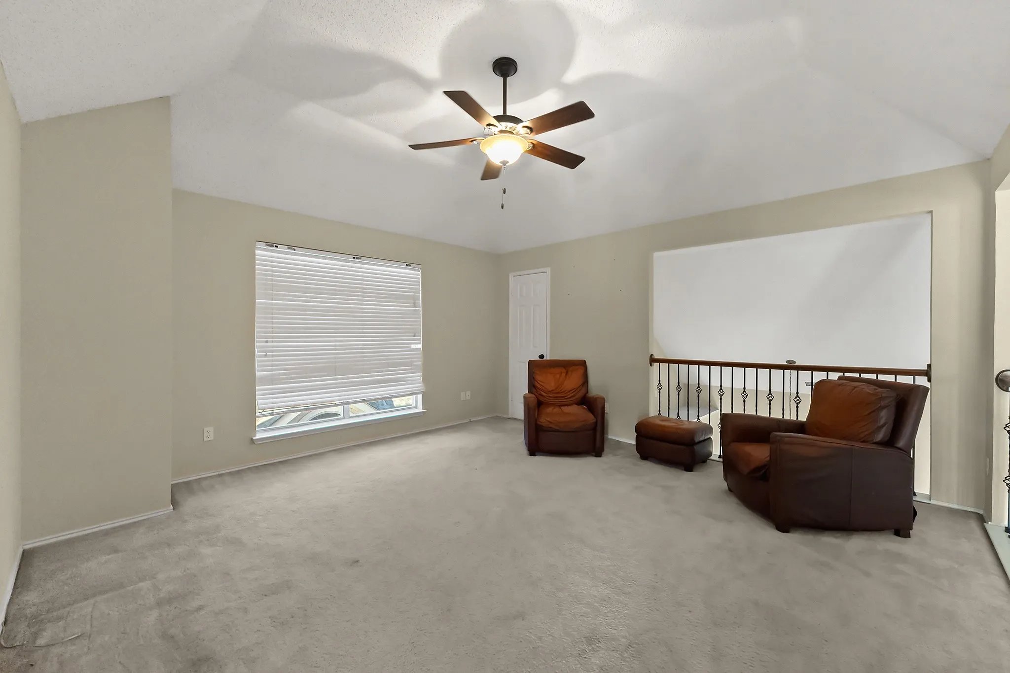 Single Family Residence For Rent in Dallas County , 1226 Rivercrest Drive, Mesquite, Texas 75181, 5 Bedrooms, 3 Bathrooms, 2 Garage spaces, 3,221 Sqft, built in 1993, Price $3,970, mls#21112811, Real Estate Agent in Mesquite, Homes For Rent in Dallas county, Homes For Rent in Mesquite, Realtor in Mesquite Texas, Real Estate Brokerage Independent Realty Texas, Luminita Cordes Realtor