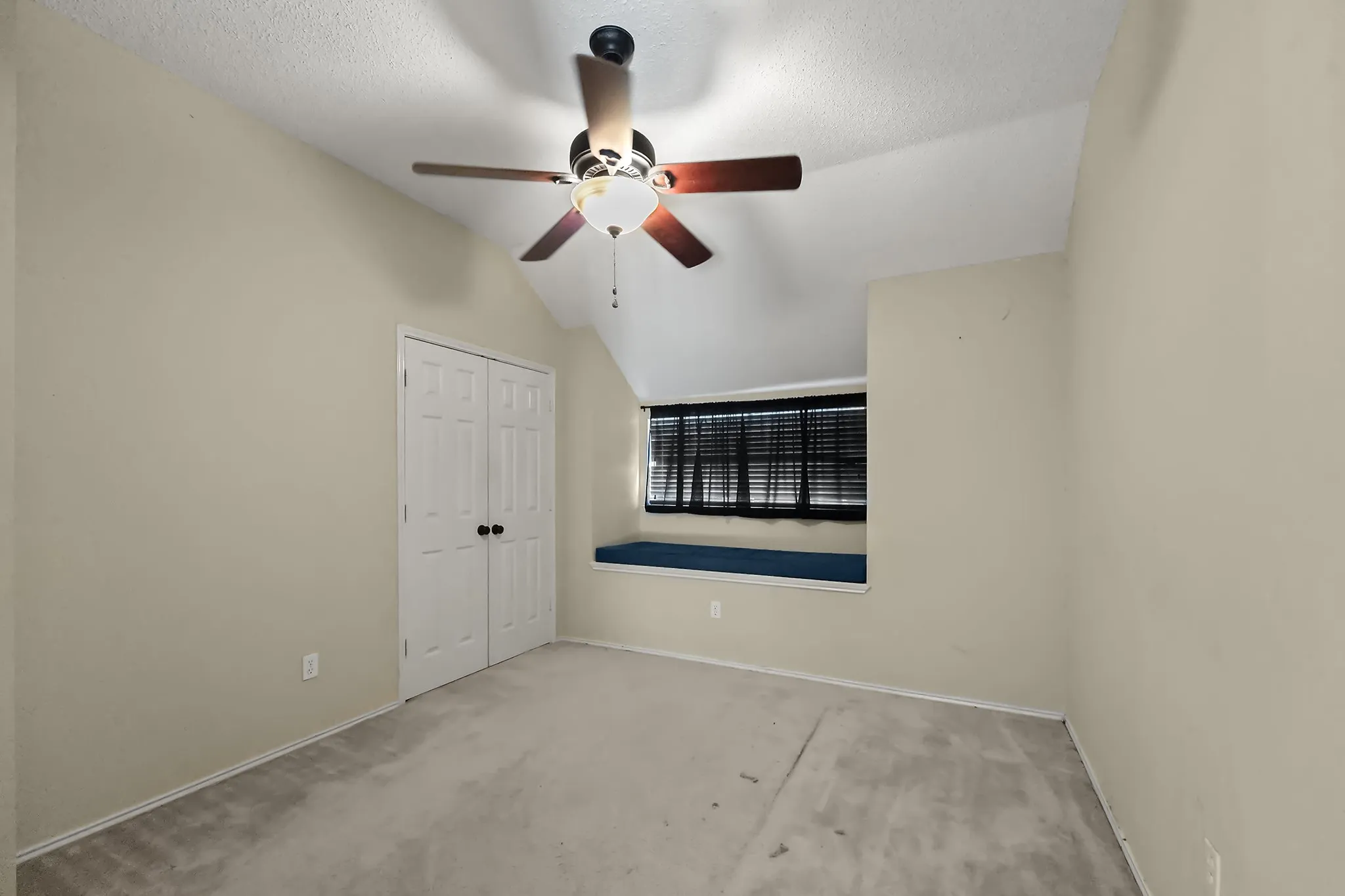 Single Family Residence For Rent in Dallas County , 1226 Rivercrest Drive, Mesquite, Texas 75181, 5 Bedrooms, 3 Bathrooms, 2 Garage spaces, 3,221 Sqft, built in 1993, Price $3,970, mls#21112811, Real Estate Agent in Mesquite, Homes For Rent in Dallas county, Homes For Rent in Mesquite, Realtor in Mesquite Texas, Real Estate Brokerage Independent Realty Texas, Luminita Cordes Realtor
