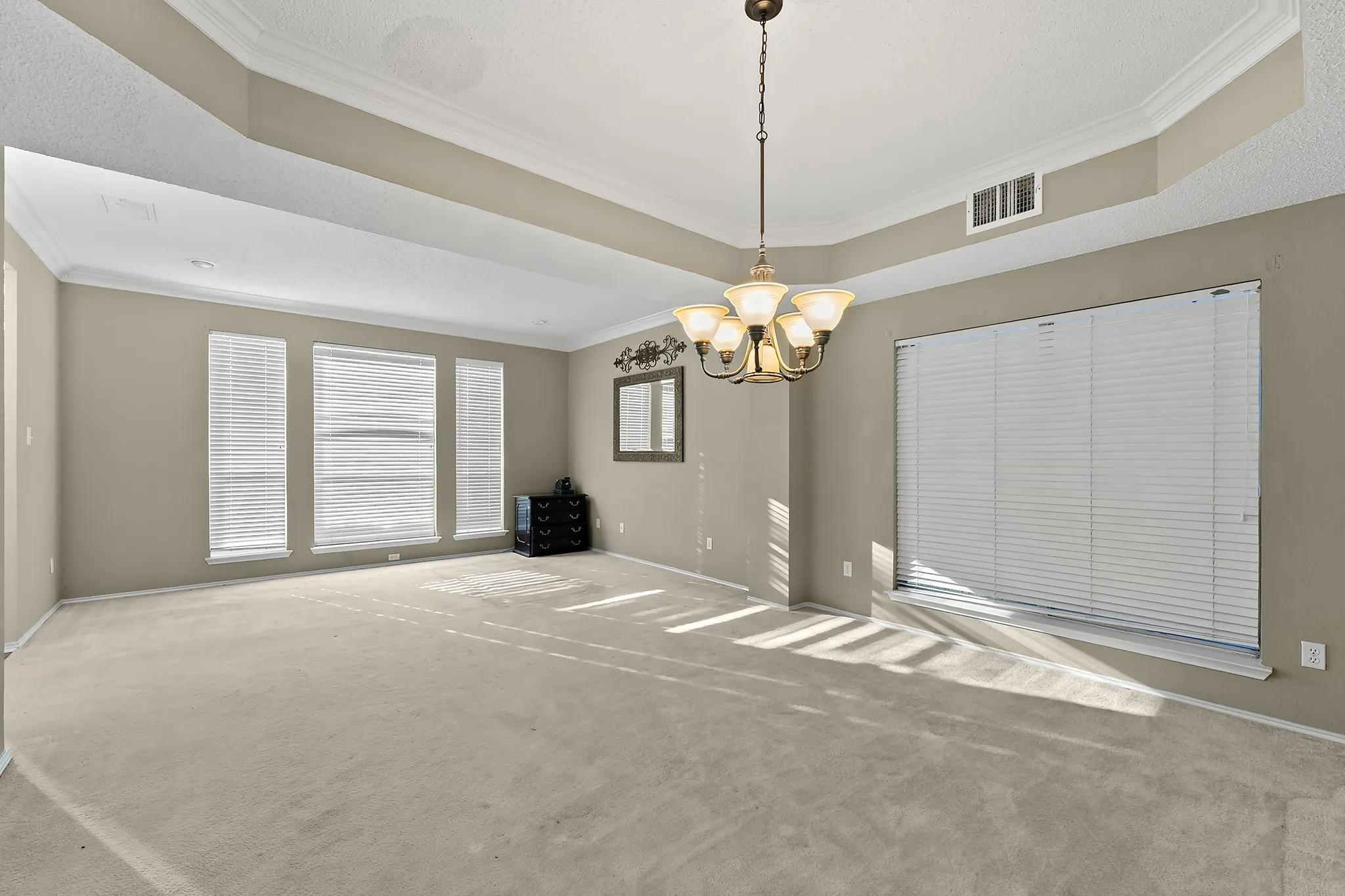 Single Family Residence For Rent in Dallas County , 1226 Rivercrest Drive, Mesquite, Texas 75181, 5 Bedrooms, 3 Bathrooms, 2 Garage spaces, 3,221 Sqft, built in 1993, Price $3,970, mls#21112811, Real Estate Agent in Mesquite, Homes For Rent in Dallas county, Homes For Rent in Mesquite, Realtor in Mesquite Texas, Real Estate Brokerage Independent Realty Texas, Luminita Cordes Realtor