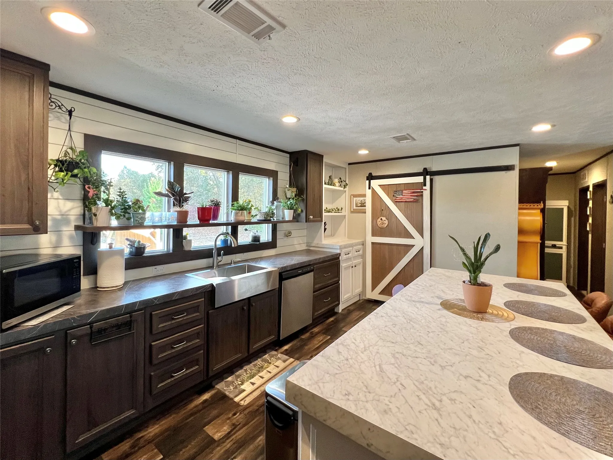 Mobile Home For Sale in Wood County , 285 County Road 2262, Mineola, Texas 75773, 3 Bedroom, 2 Bathroom, Garage spaces, 1,344 Sqft, built in 2022, mls#21118602, Real Estate Agent in Mineola, Homes For Sale in Wood county, Homes For Sale in Mineola, Realtor in Mineola Texas, Real Estate Brokerage Independent Realty Texas, Luminita Cordes Realtor