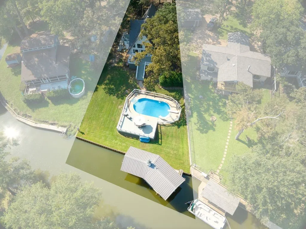 Single Family Residence For Sale in Henderson County , 122 Havens Court, Malakoff, Texas 75148, 3 Bedrooms, 2 Bathrooms, Garage spaces, 2,136 Sqft, built in 1982, Price $599,900, mls#21106985, Real Estate Agent in Malakoff, Homes For Sale in Henderson county, Homes For Sale in Malakoff, Realtor in Malakoff Texas, Real Estate Brokerage Independent Realty Texas, Luminita Cordes Realtor