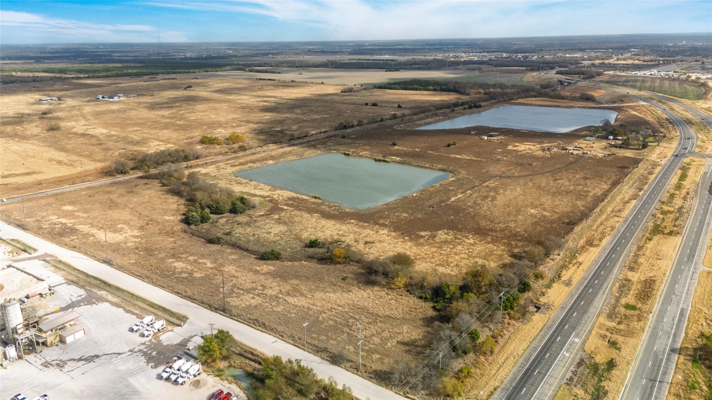 Unimproved Land For Sale in Hunt County , 1656 Highway 380, Greenville, Texas 75401, 0, 0, Garage spaces, 0 Sqft, built in 1975, Preowned, mls#21115516, Real Estate Agent in Greenville, Homes For Sale in Hunt county, Homes For Sale in Greenville, Realtor in Greenville Texas, Real Estate Brokerage Independent Realty Texas, Luminita Cordes Realtor