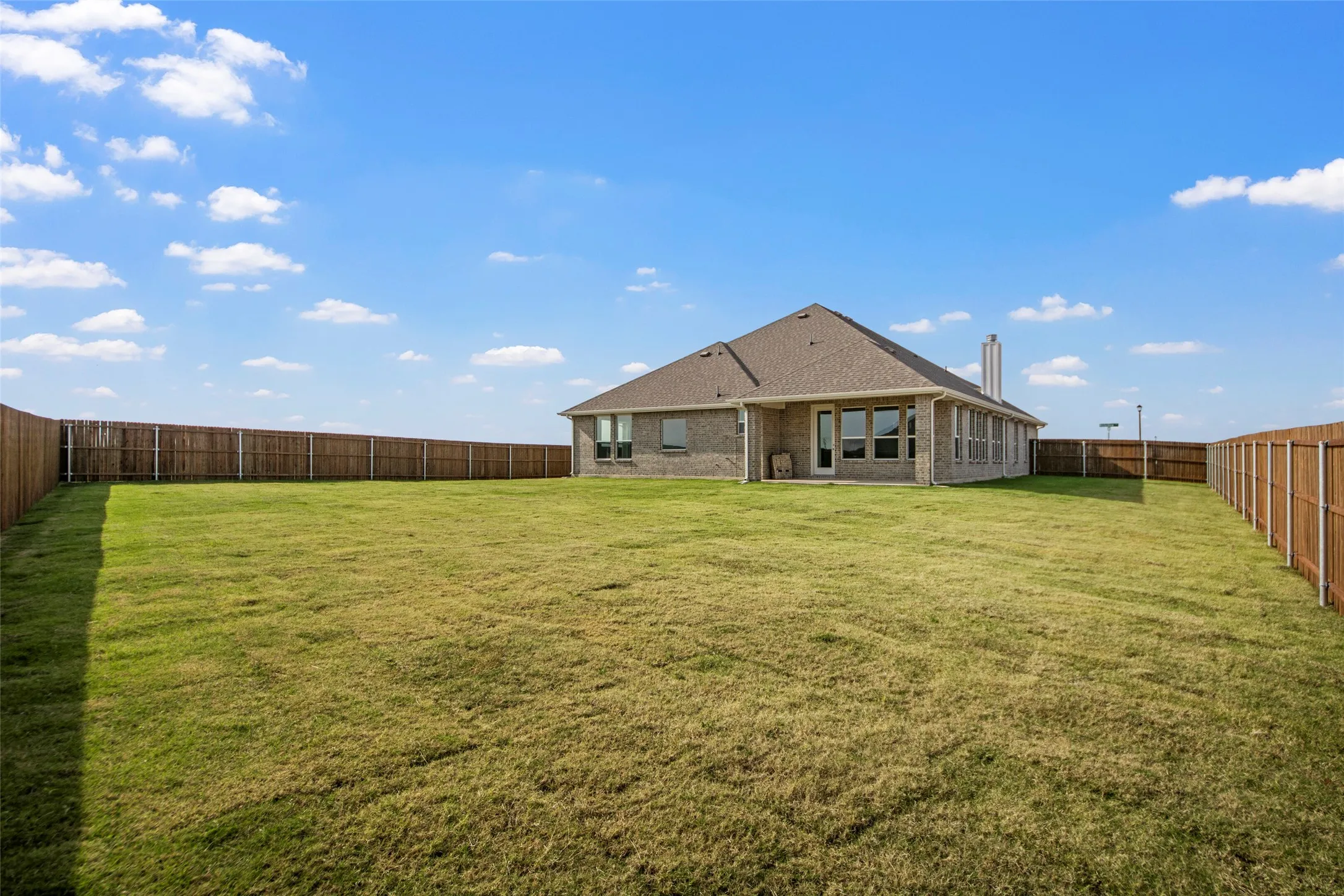 Single Family Residence For Sale in Collin County , 301 VISTA VIEW Drive, Josephine, Texas 75173, 4 Bedrooms, 3 Bathrooms, 3 Garage spaces, 2,743 Sqft, built in 2025, New Construction - Incomplete, Price $492,900, mls#21116484, Real Estate Agent in Josephine, Homes For Sale in Collin county, Homes For Sale in Josephine, Realtor in Josephine Texas, Real Estate Brokerage Independent Realty Texas, Luminita Cordes Realtor