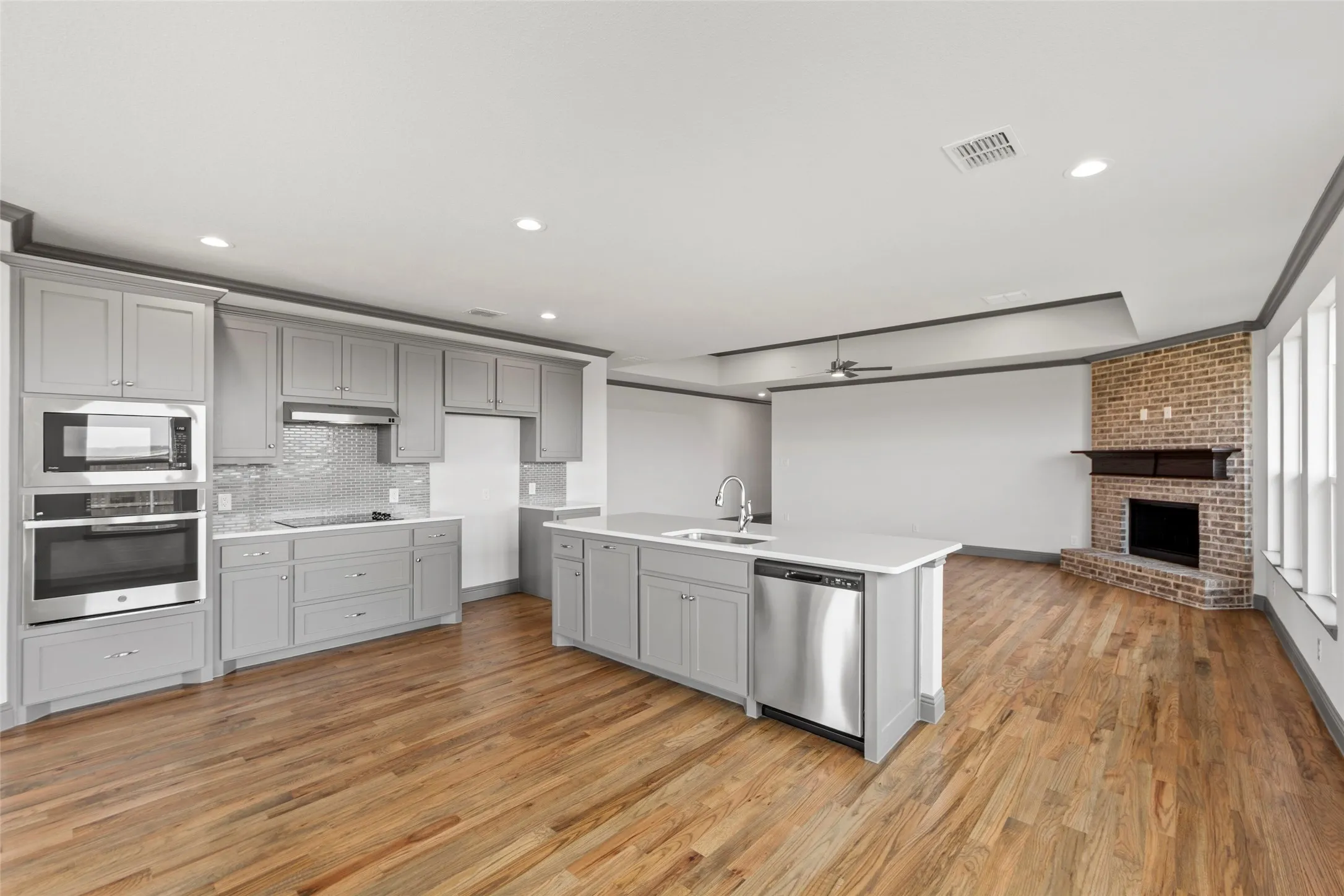 Single Family Residence For Sale in Collin County , 301 VISTA VIEW Drive, Josephine, Texas 75173, 4 Bedrooms, 3 Bathrooms, 3 Garage spaces, 2,743 Sqft, built in 2025, New Construction - Incomplete, Price $492,900, mls#21116484, Real Estate Agent in Josephine, Homes For Sale in Collin county, Homes For Sale in Josephine, Realtor in Josephine Texas, Real Estate Brokerage Independent Realty Texas, Luminita Cordes Realtor