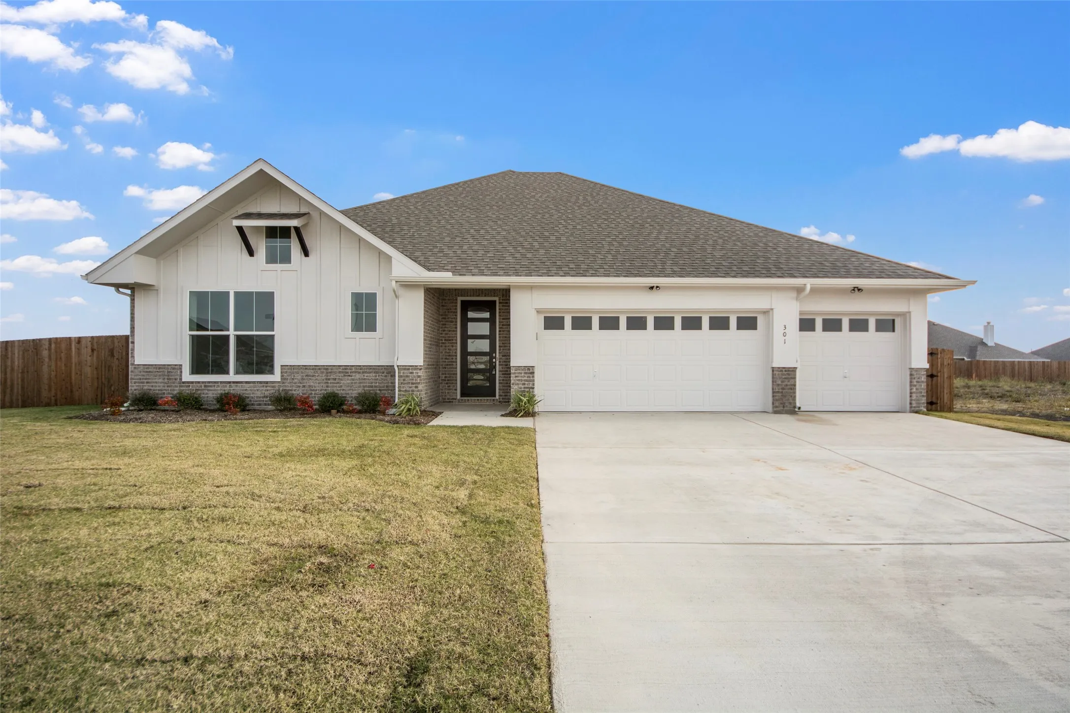 Single Family Residence For Sale in Collin County , 301 VISTA VIEW Drive, Josephine, Texas 75173, 4 Bedrooms, 3 Bathrooms, 3 Garage spaces, 2,743 Sqft, built in 2025, New Construction - Incomplete, Price $492,900, mls#21116484, Real Estate Agent in Josephine, Homes For Sale in Collin county, Homes For Sale in Josephine, Realtor in Josephine Texas, Real Estate Brokerage Independent Realty Texas, Luminita Cordes Realtor