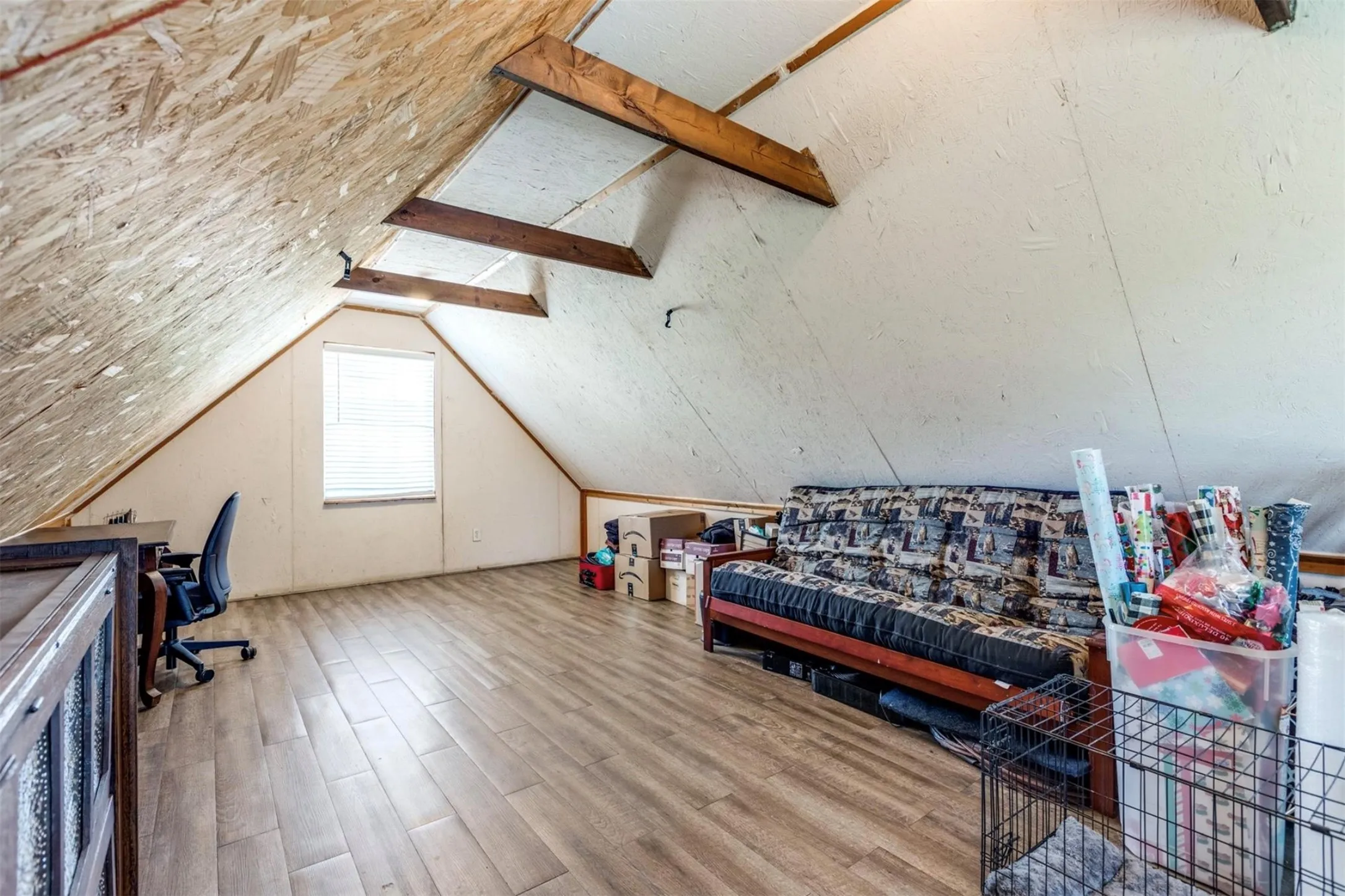 Bonus unfinished room above garage with separate entrance
