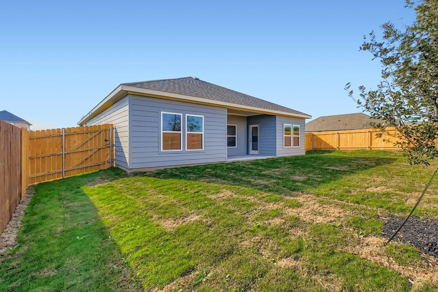 Single Family Residence For Sale in Tarrant County , 1045 Verde Valley Lane, Crowley, Texas 76036, 3 Bedrooms, 2 Bathrooms, 2 Garage spaces, 1,508 Sqft, built in 2025, New Construction - Complete, Price $299,900, mls#21119133, Real Estate Agent in Crowley, Homes For Sale in Tarrant county, Homes For Sale in Crowley, Realtor in Crowley Texas, Real Estate Brokerage Independent Realty Texas, Luminita Cordes Realtor