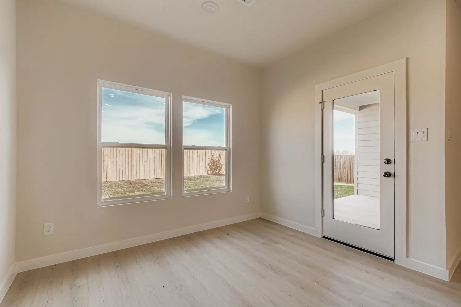 Single Family Residence For Sale in Tarrant County , 1045 Verde Valley Lane, Crowley, Texas 76036, 3 Bedrooms, 2 Bathrooms, 2 Garage spaces, 1,508 Sqft, built in 2025, New Construction - Complete, Price $299,900, mls#21119133, Real Estate Agent in Crowley, Homes For Sale in Tarrant county, Homes For Sale in Crowley, Realtor in Crowley Texas, Real Estate Brokerage Independent Realty Texas, Luminita Cordes Realtor