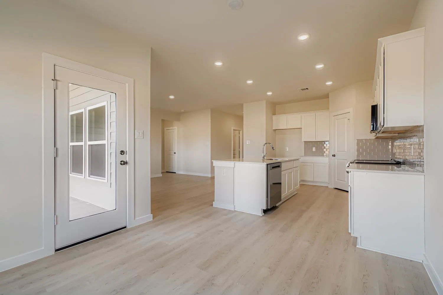 Single Family Residence For Sale in Tarrant County , 1045 Verde Valley Lane, Crowley, Texas 76036, 3 Bedrooms, 2 Bathrooms, 2 Garage spaces, 1,508 Sqft, built in 2025, New Construction - Complete, Price $299,900, mls#21119133, Real Estate Agent in Crowley, Homes For Sale in Tarrant county, Homes For Sale in Crowley, Realtor in Crowley Texas, Real Estate Brokerage Independent Realty Texas, Luminita Cordes Realtor