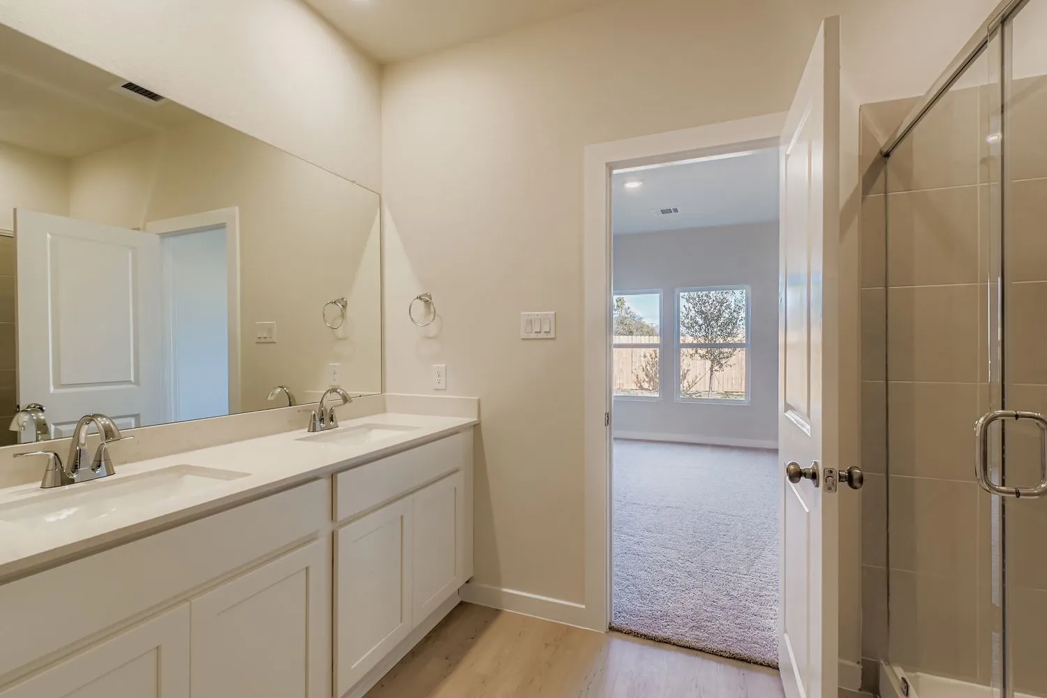 Single Family Residence For Sale in Tarrant County , 1045 Verde Valley Lane, Crowley, Texas 76036, 3 Bedrooms, 2 Bathrooms, 2 Garage spaces, 1,508 Sqft, built in 2025, New Construction - Complete, Price $299,900, mls#21119133, Real Estate Agent in Crowley, Homes For Sale in Tarrant county, Homes For Sale in Crowley, Realtor in Crowley Texas, Real Estate Brokerage Independent Realty Texas, Luminita Cordes Realtor