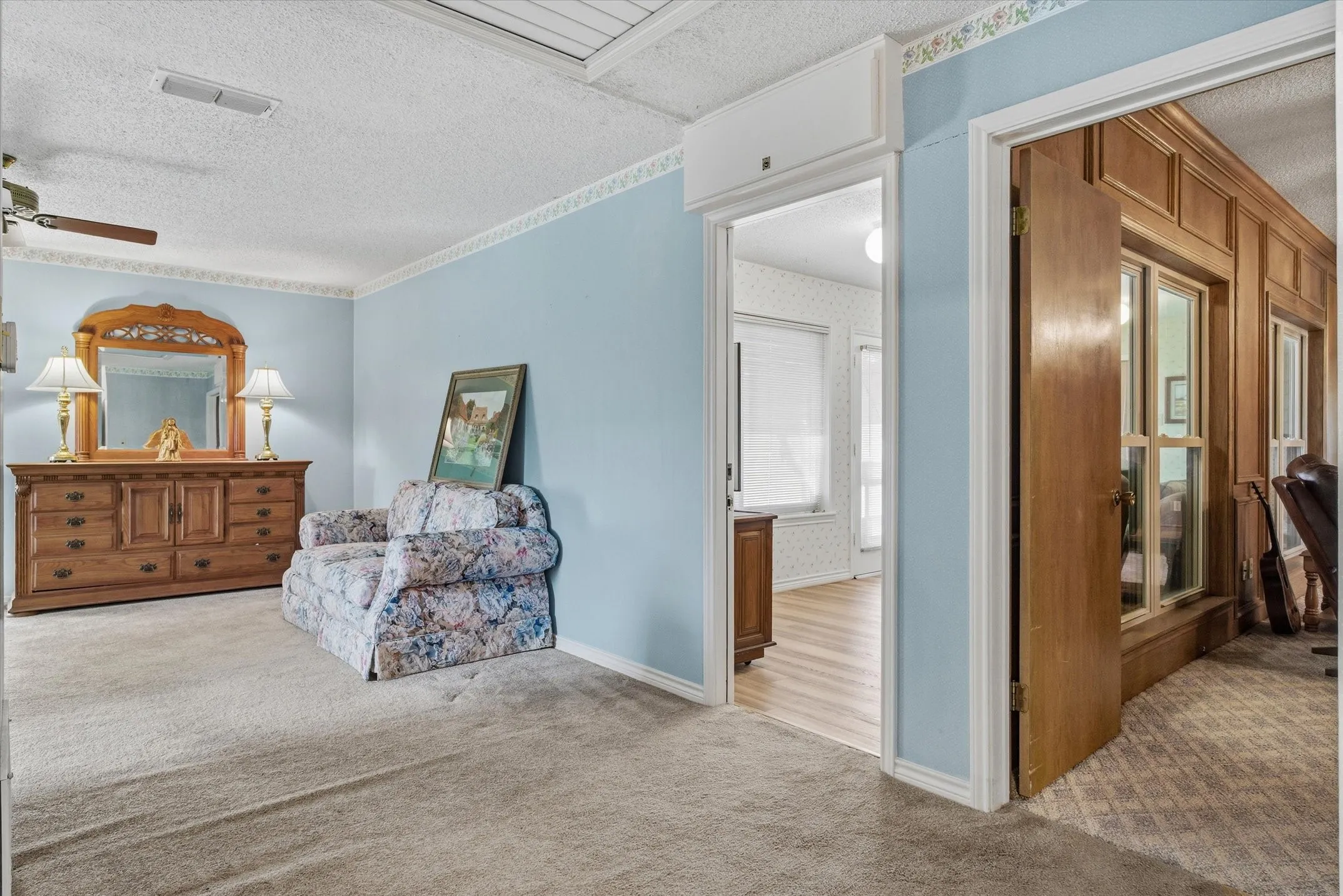Main Bedroom sitting area