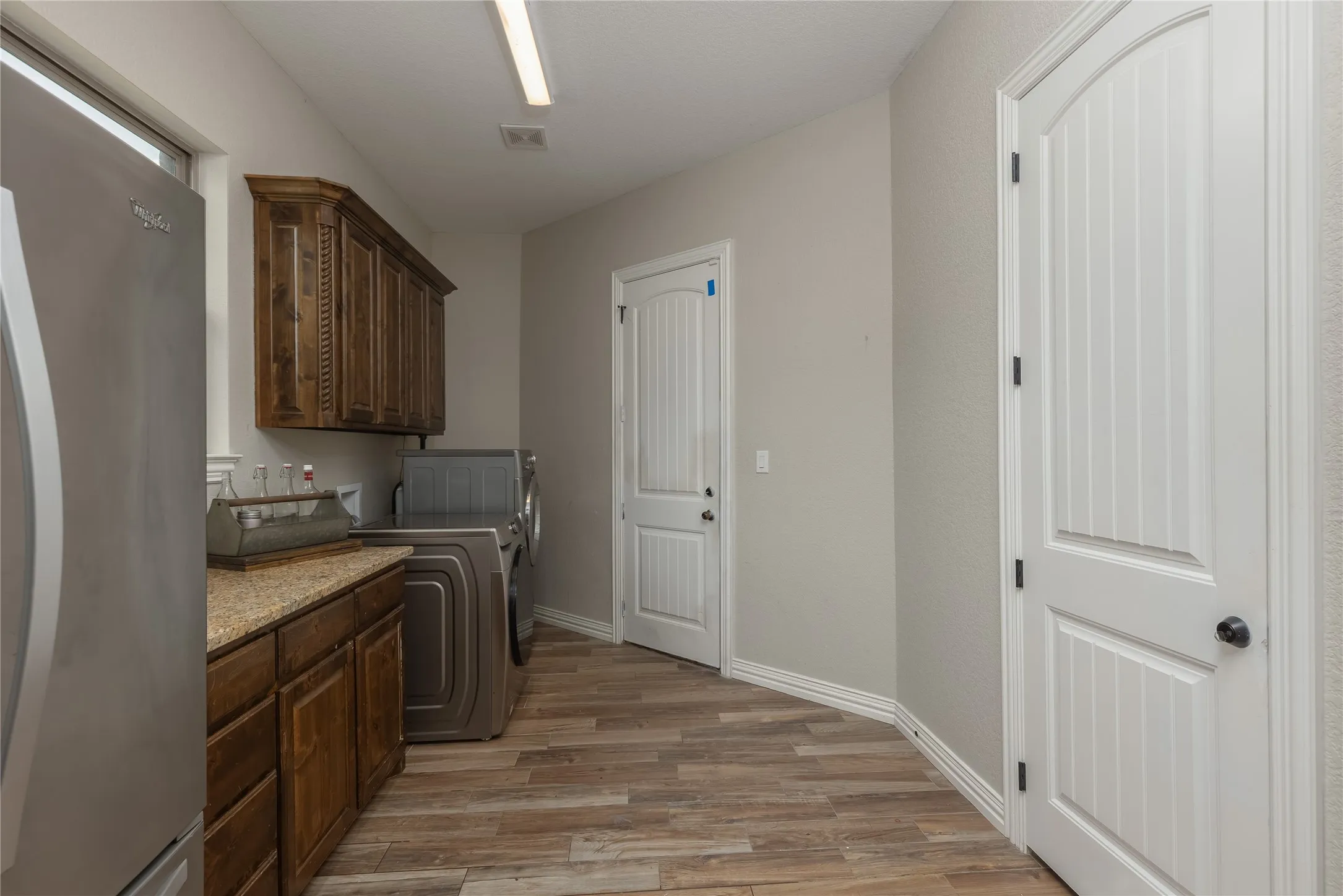 Single Family Residence For Sale in Parker County , 101 E Bozeman Lane, Fort Worth, Texas 76108, 4 Bedroom, 4 Bathroom, 2 Garage spaces, 4,363 Sqft, built in 2015, Preowned, mls#21118973, Real Estate Agent in Fort Worth, Homes For Sale in Parker county, Homes For Sale in Fort Worth, Realtor in Fort Worth Texas, Real Estate Brokerage Independent Realty Texas, Luminita Cordes Realtor
