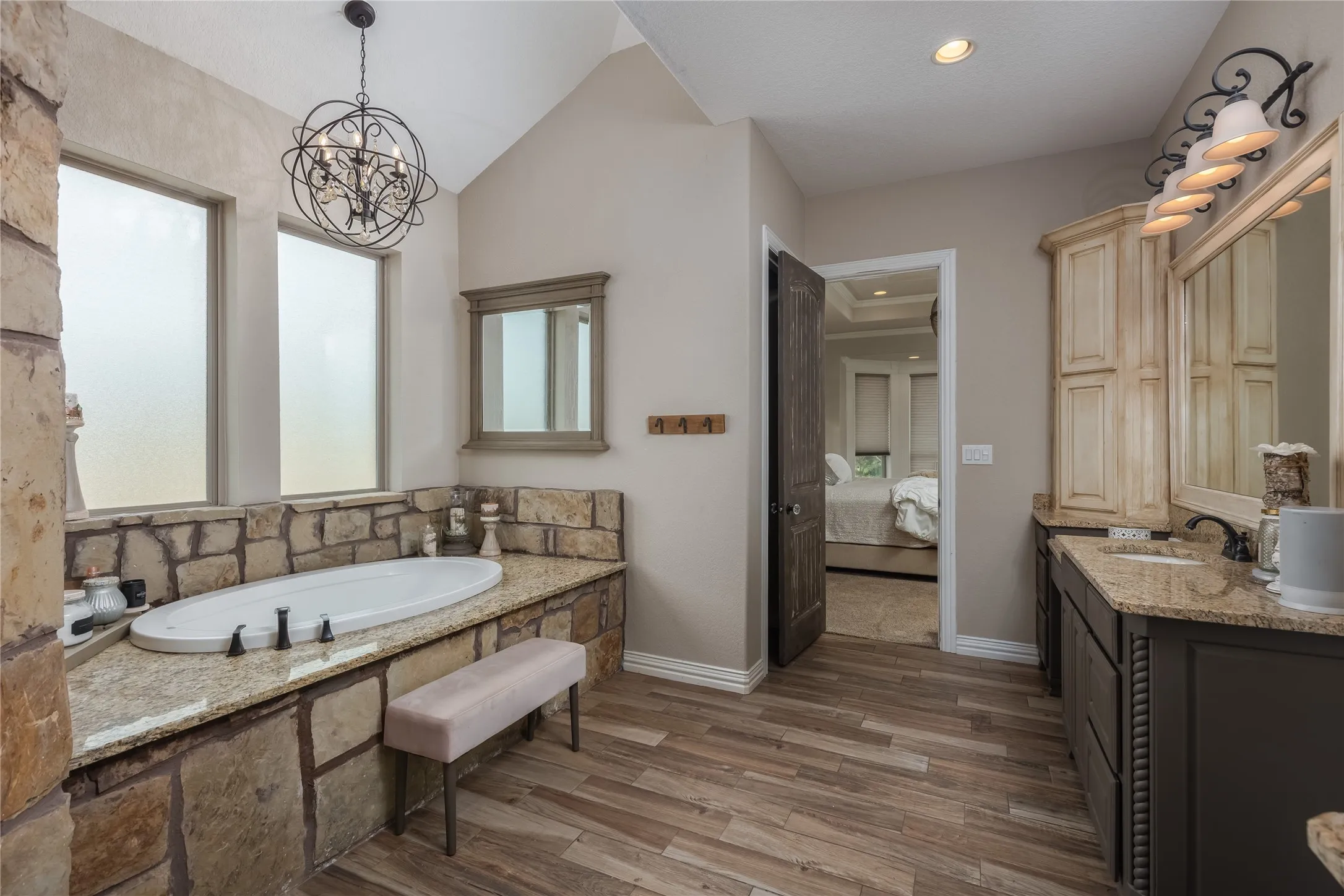 Single Family Residence For Sale in Parker County , 101 E Bozeman Lane, Fort Worth, Texas 76108, 4 Bedroom, 4 Bathroom, 2 Garage spaces, 4,363 Sqft, built in 2015, Preowned, mls#21118973, Real Estate Agent in Fort Worth, Homes For Sale in Parker county, Homes For Sale in Fort Worth, Realtor in Fort Worth Texas, Real Estate Brokerage Independent Realty Texas, Luminita Cordes Realtor