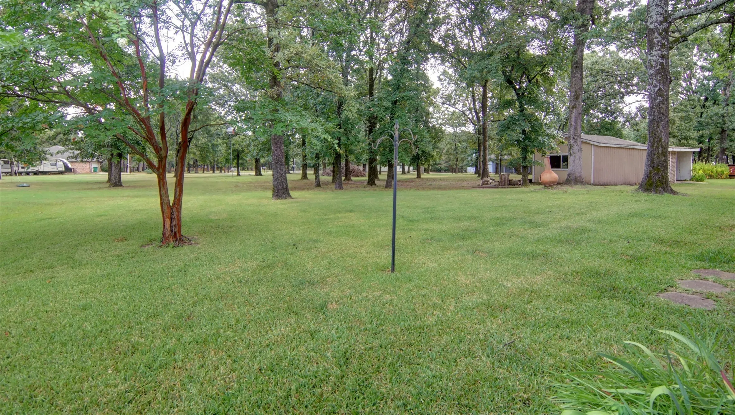 Single Family Residence For Sale in Wood County , 171 CR 1997, Yantis, Texas 75497, 3 Bedroom, 2 Bathroom, 3 Garage spaces, 1,832 Sqft, built in 1992, Preowned, mls#21119376, Real Estate Agent in Yantis, Homes For Sale in Wood county, Homes For Sale in Yantis, Realtor in Yantis Texas, Real Estate Brokerage Independent Realty Texas, Luminita Cordes Realtor