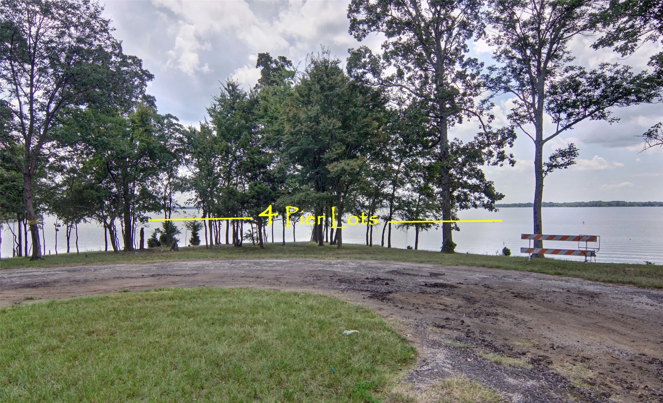 Single Family Residence For Sale in Wood County , 171 CR 1997, Yantis, Texas 75497, 3 Bedroom, 2 Bathroom, 3 Garage spaces, 1,832 Sqft, built in 1992, Preowned, mls#21119376, Real Estate Agent in Yantis, Homes For Sale in Wood county, Homes For Sale in Yantis, Realtor in Yantis Texas, Real Estate Brokerage Independent Realty Texas, Luminita Cordes Realtor