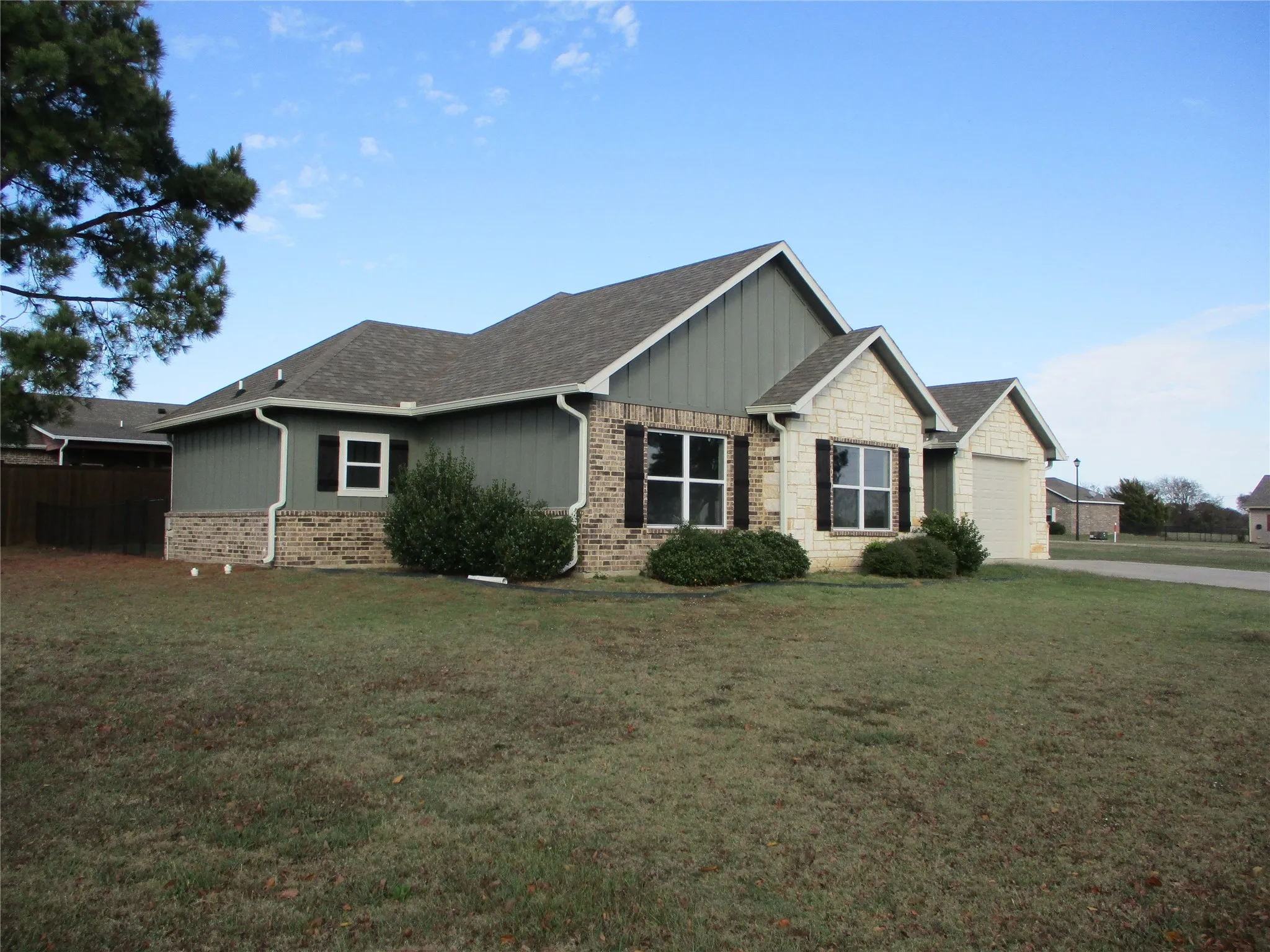 Single Family Residence For Sale in Rains County , 207 Mill Street, Emory, Texas 75440, 3 Bedroom, 2 Bathroom, 1 Garage spaces, 1,479 Sqft, built in 2021, Preowned, Price $329,000, mls#21119758, Real Estate Agent in Emory, Homes For Sale in Rains county, Homes For Sale in Emory, Realtor in Emory Texas, Real Estate Brokerage Independent Realty Texas, Luminita Cordes Realtor
