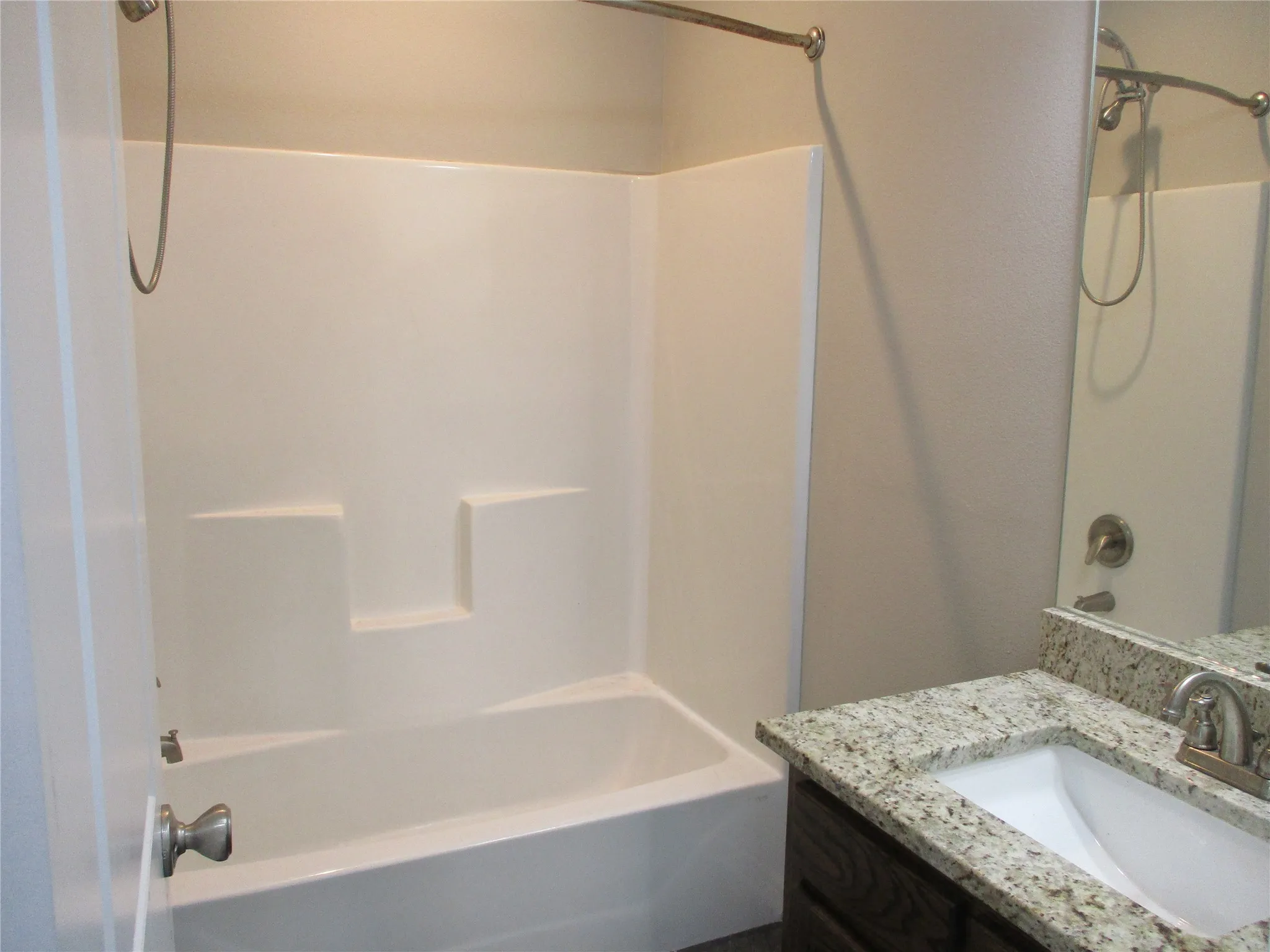 Single Family Residence For Sale in Rains County , 207 Mill Street, Emory, Texas 75440, 3 Bedroom, 2 Bathroom, 1 Garage spaces, 1,479 Sqft, built in 2021, Preowned, Price $329,000, mls#21119758, Real Estate Agent in Emory, Homes For Sale in Rains county, Homes For Sale in Emory, Realtor in Emory Texas, Real Estate Brokerage Independent Realty Texas, Luminita Cordes Realtor
