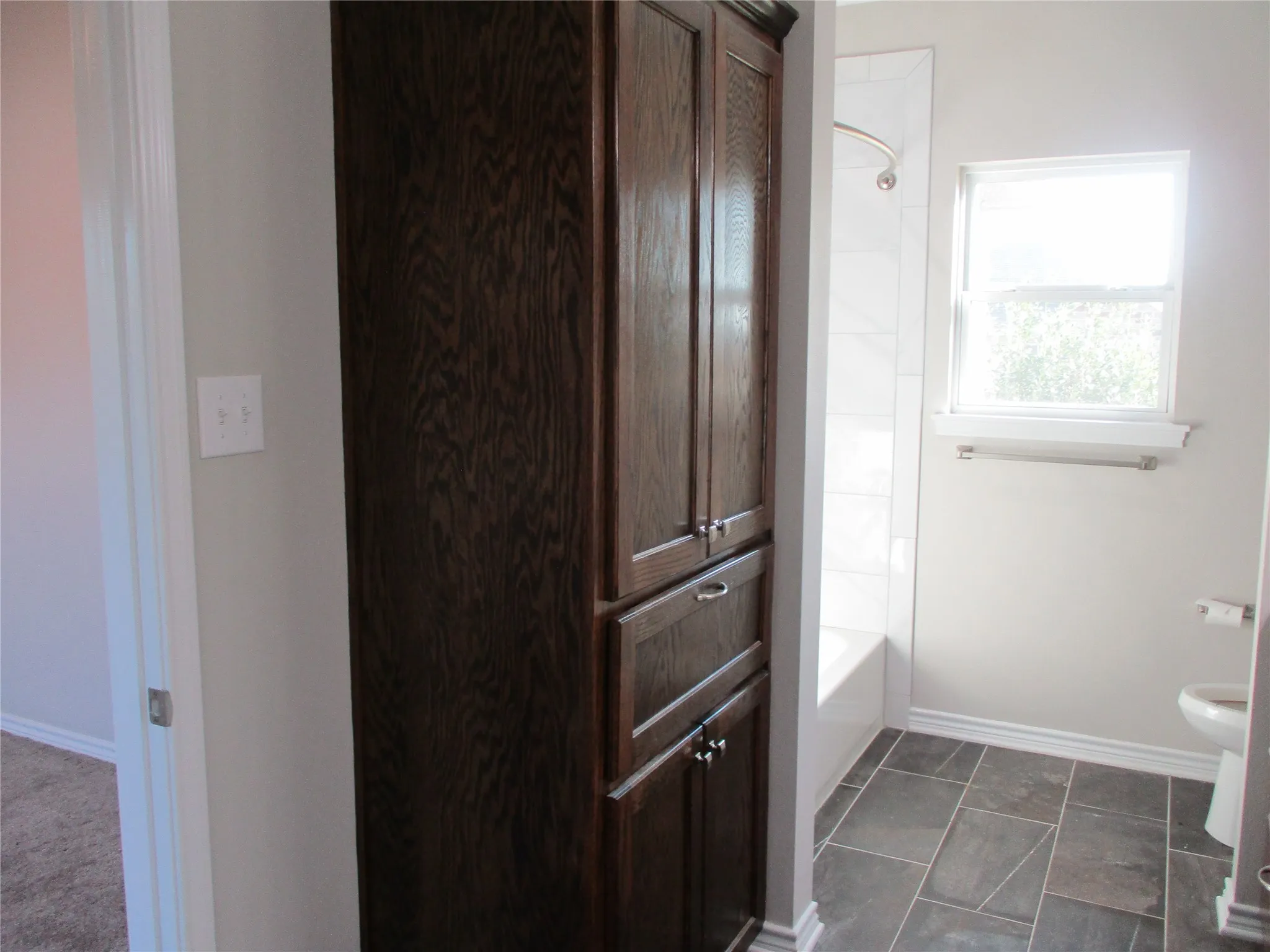 Single Family Residence For Sale in Rains County , 207 Mill Street, Emory, Texas 75440, 3 Bedroom, 2 Bathroom, 1 Garage spaces, 1,479 Sqft, built in 2021, Preowned, Price $329,000, mls#21119758, Real Estate Agent in Emory, Homes For Sale in Rains county, Homes For Sale in Emory, Realtor in Emory Texas, Real Estate Brokerage Independent Realty Texas, Luminita Cordes Realtor