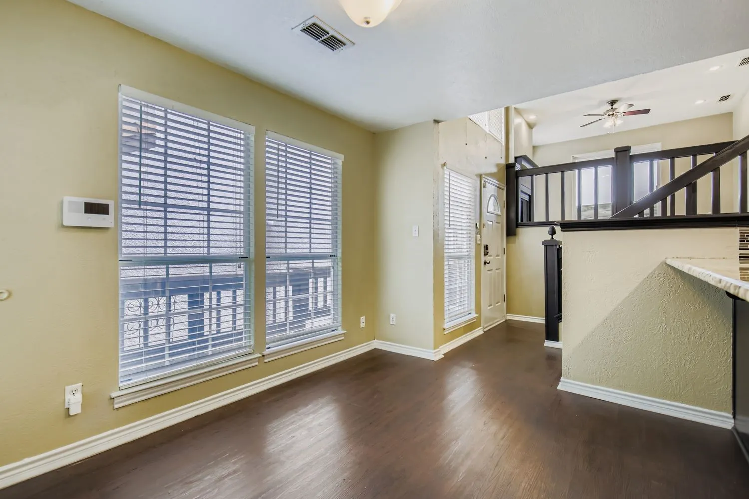 Condominium For Sale in Rockwall County , 3323 Augusta Boulevard, Rockwall, Texas 75087, 3 Bedroom, 2 Bathroom, 2 Garage spaces, 1,952 Sqft, built in 1984, Preowned, mls#21119723, Real Estate Agent in Rockwall, Homes For Sale in Rockwall county, Homes For Sale in Rockwall, Realtor in Rockwall Texas, Real Estate Brokerage Independent Realty Texas, Luminita Cordes Realtor