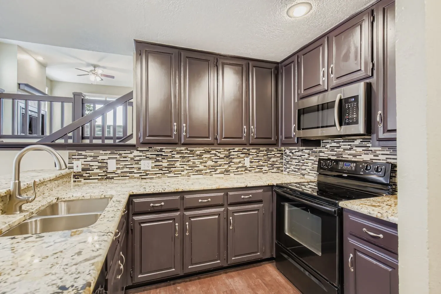 Condominium For Sale in Rockwall County , 3323 Augusta Boulevard, Rockwall, Texas 75087, 3 Bedroom, 2 Bathroom, 2 Garage spaces, 1,952 Sqft, built in 1984, Preowned, mls#21119723, Real Estate Agent in Rockwall, Homes For Sale in Rockwall county, Homes For Sale in Rockwall, Realtor in Rockwall Texas, Real Estate Brokerage Independent Realty Texas, Luminita Cordes Realtor