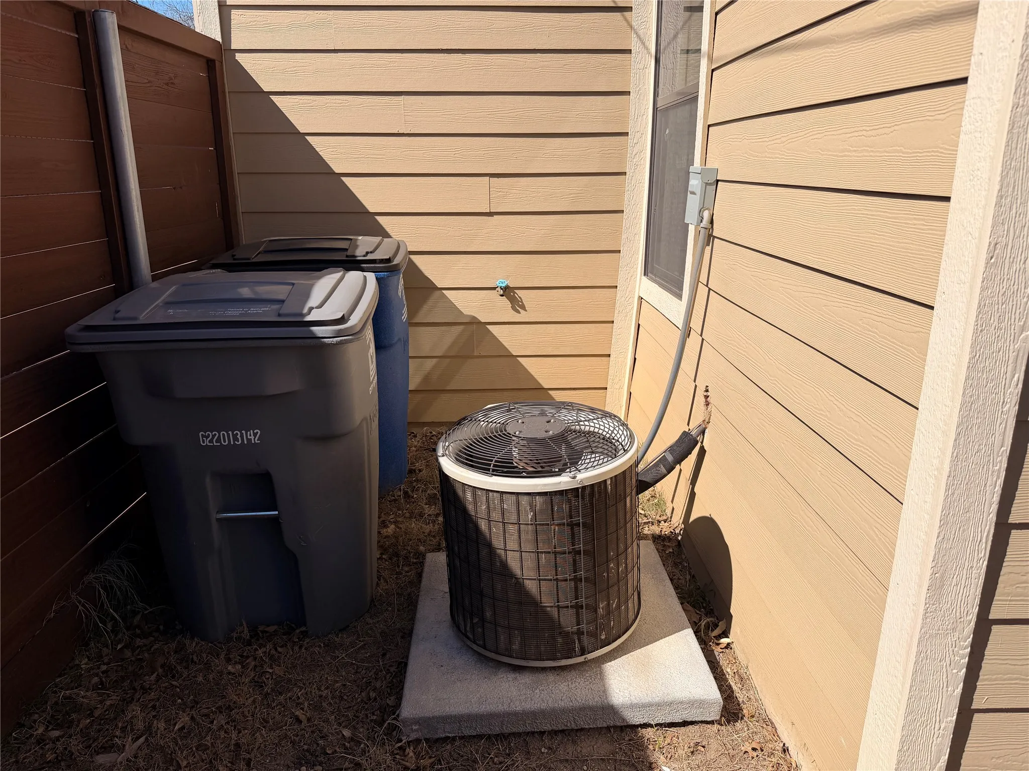 Condominium For Sale in Dallas County , 1115 S Glasgow Drive 2, Dallas, Texas 75223, 2 Bedroom, 2 Bathroom, Garage spaces, 716 Sqft, built in 1947, mls#21120019, Real Estate Agent in Dallas, Homes For Sale in Dallas county, Homes For Sale in Dallas, Realtor in Dallas Texas, Real Estate Brokerage Independent Realty Texas, Luminita Cordes Realtor
