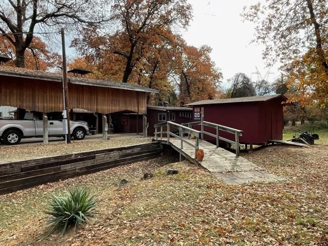 Single Family Residence For Sale in Hood County , 7118 Back Forty Court, Granbury, Texas 76049, 1 Bedroom, 1 Bathroom, Garage spaces, 712 Sqft, built in 2003, Preowned, mls#21120143, Real Estate Agent in Granbury, Homes For Sale in Hood county, Homes For Sale in Granbury, Realtor in Granbury Texas, Real Estate Brokerage Independent Realty Texas, Luminita Cordes Realtor