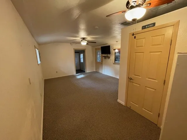 Single Family Residence For Sale in Hood County , 7118 Back Forty Court, Granbury, Texas 76049, 1 Bedroom, 1 Bathroom, Garage spaces, 712 Sqft, built in 2003, Preowned, mls#21120143, Real Estate Agent in Granbury, Homes For Sale in Hood county, Homes For Sale in Granbury, Realtor in Granbury Texas, Real Estate Brokerage Independent Realty Texas, Luminita Cordes Realtor