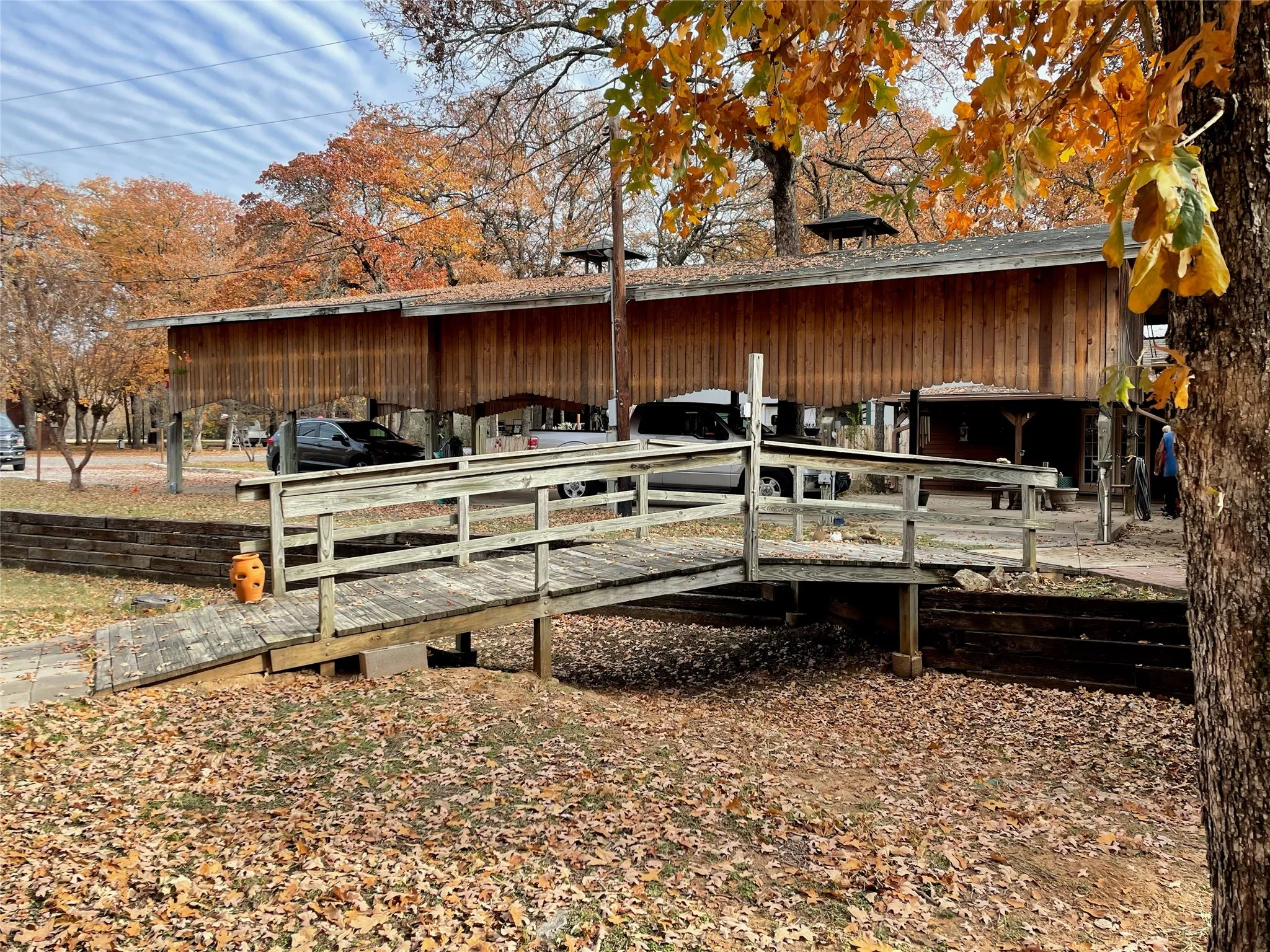 Single Family Residence For Sale in Hood County , 7118 Back Forty Court, Granbury, Texas 76049, 1 Bedroom, 1 Bathroom, Garage spaces, 712 Sqft, built in 2003, Preowned, mls#21120143, Real Estate Agent in Granbury, Homes For Sale in Hood county, Homes For Sale in Granbury, Realtor in Granbury Texas, Real Estate Brokerage Independent Realty Texas, Luminita Cordes Realtor