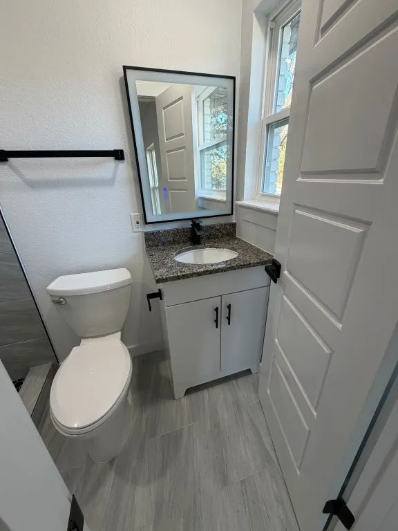 Single Family Residence For Sale in Tarrant County , 905 Brown Trail, Bedford, Texas 76022, 3 Bedrooms, 2 Bathrooms, 1 Garage spaces, 1,572 Sqft, built in 1956, Preowned, Price $287,000, mls#21120355, Real Estate Agent in Bedford, Homes For Sale in Tarrant county, Homes For Sale in Bedford, Realtor in Bedford Texas, Real Estate Brokerage Independent Realty Texas, Luminita Cordes Realtor